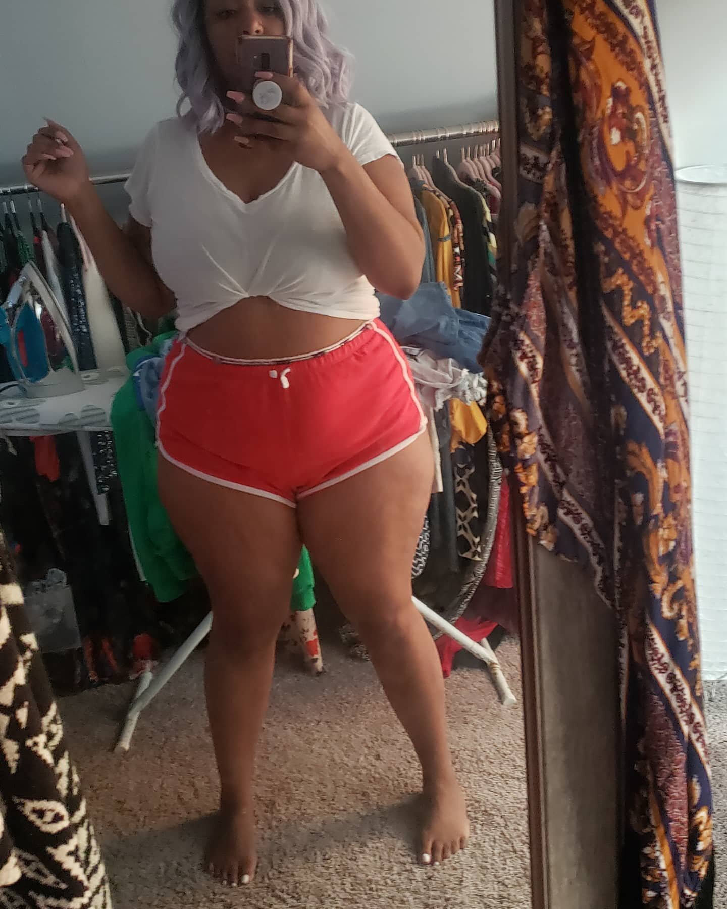 I just wanted to say that I'm doing my best over here and that's all any of us can do. This is what doing looks like. Walking toward myself. #loveme #thickthighssavelives