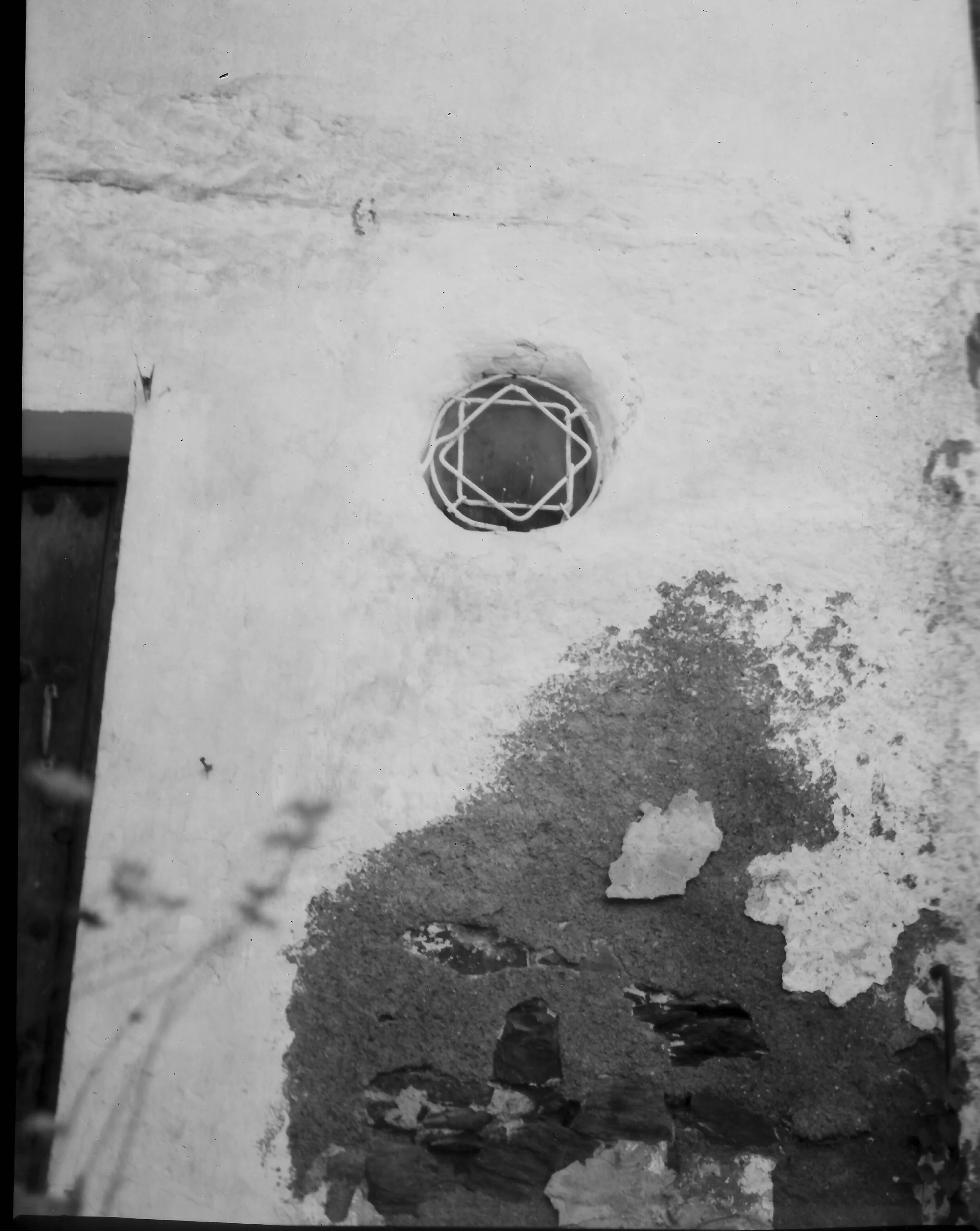 TLAROUX-BW-NEG-JUL14-10.jpg