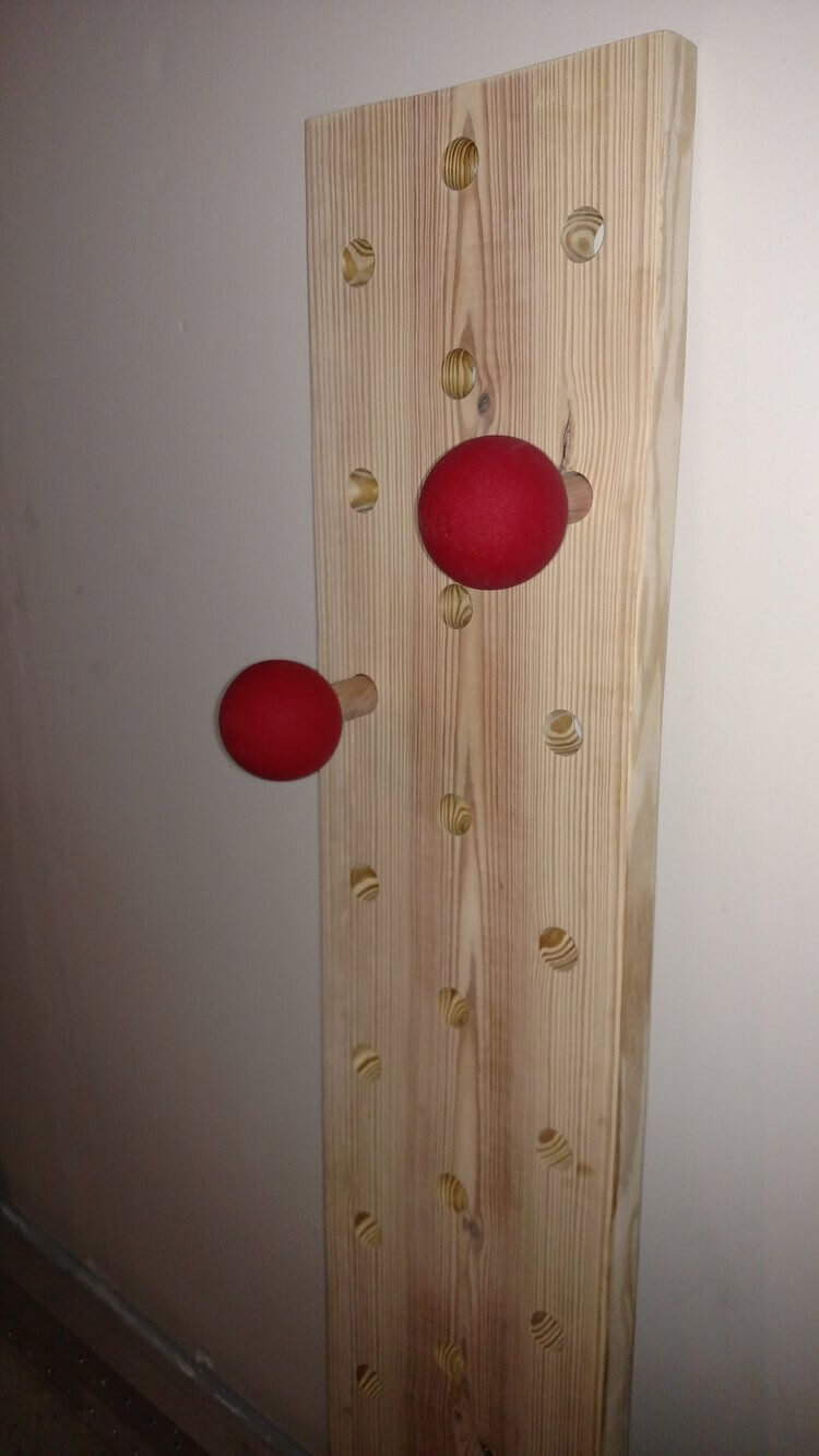 Wooden Peg Board with Pegs