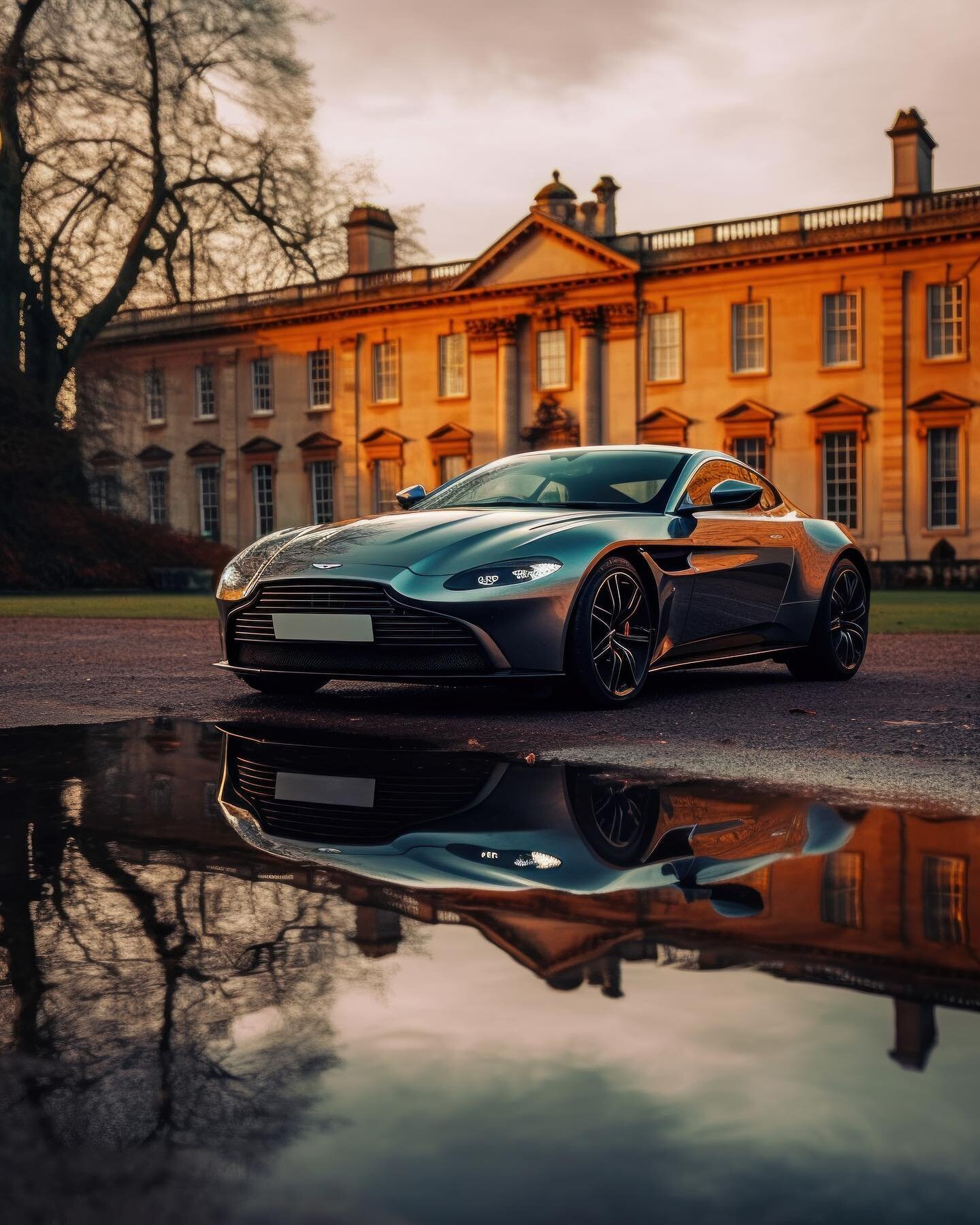 Waiting for a spot of tea 🫖 with the King. 🤴🏻🇬🇧 

#england #astonmartin #vantage #astonmartinvantage