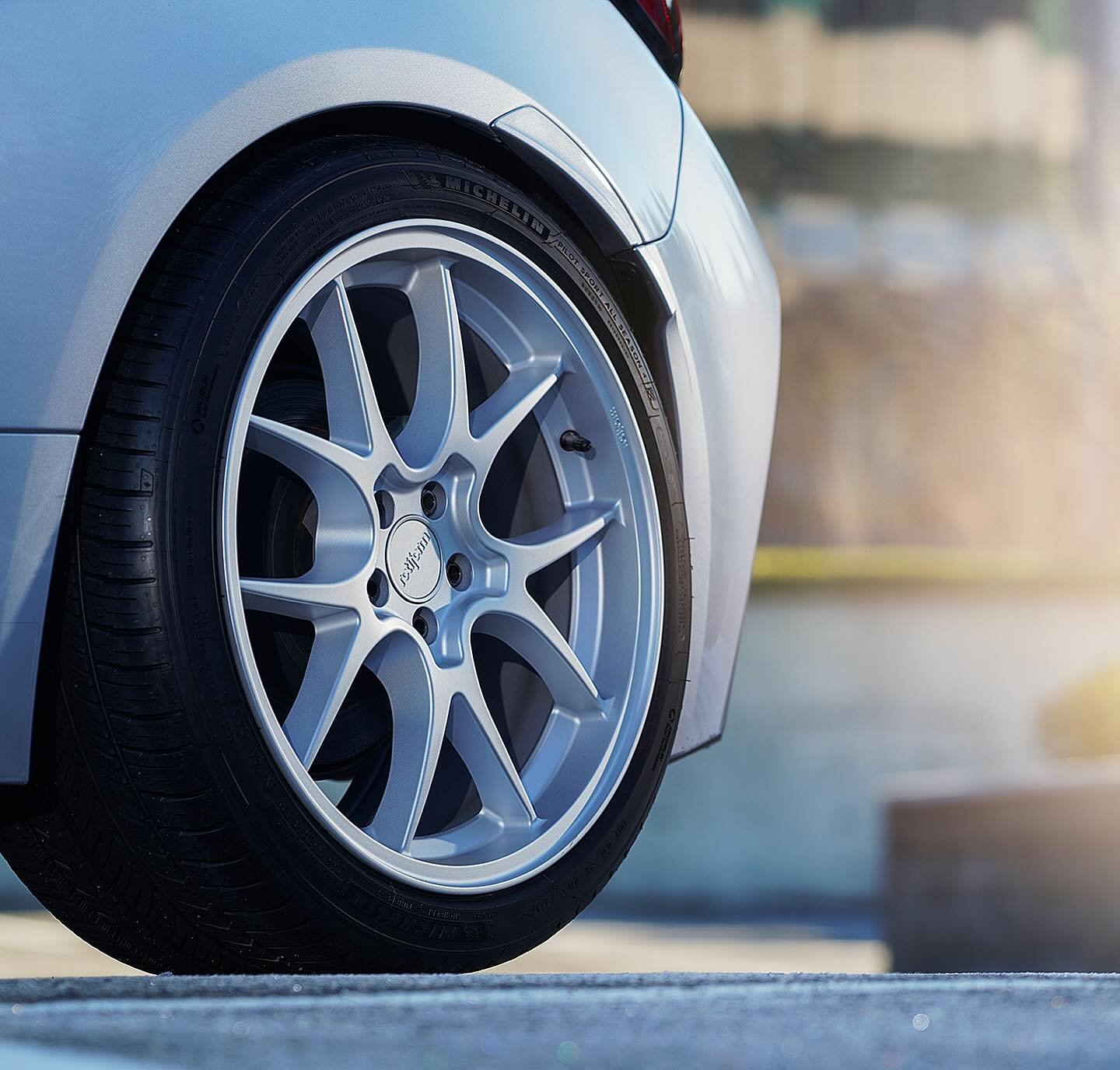 Some sharp wheel details for @rotiform / @fueloffroad / @vossen / @procompusa 

Looking to book some more shoots heading into summer. Shoot me a message or email.

#automotivephotographer #automotivephotography #carphotography #seattle #PNW