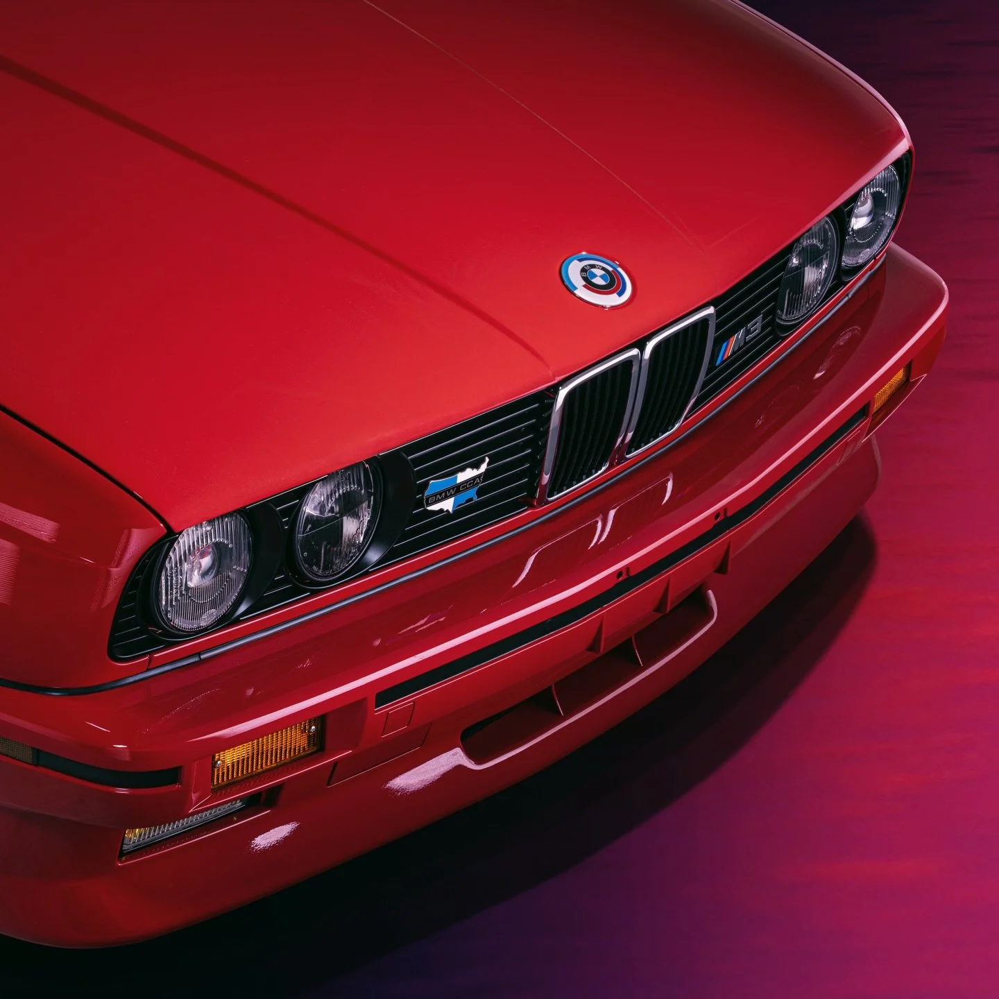 The drip 💧on the studio style shots of @dunbar_approved @bmw @bmwusa #bmwm3 are some of my best and most favorite shots I&rsquo;ve ever done.

#bmw #bmwe30 #e30 #e30m3 #m3 #bmwm #m #bmwlife #automotivephotographer #automotivephotographer