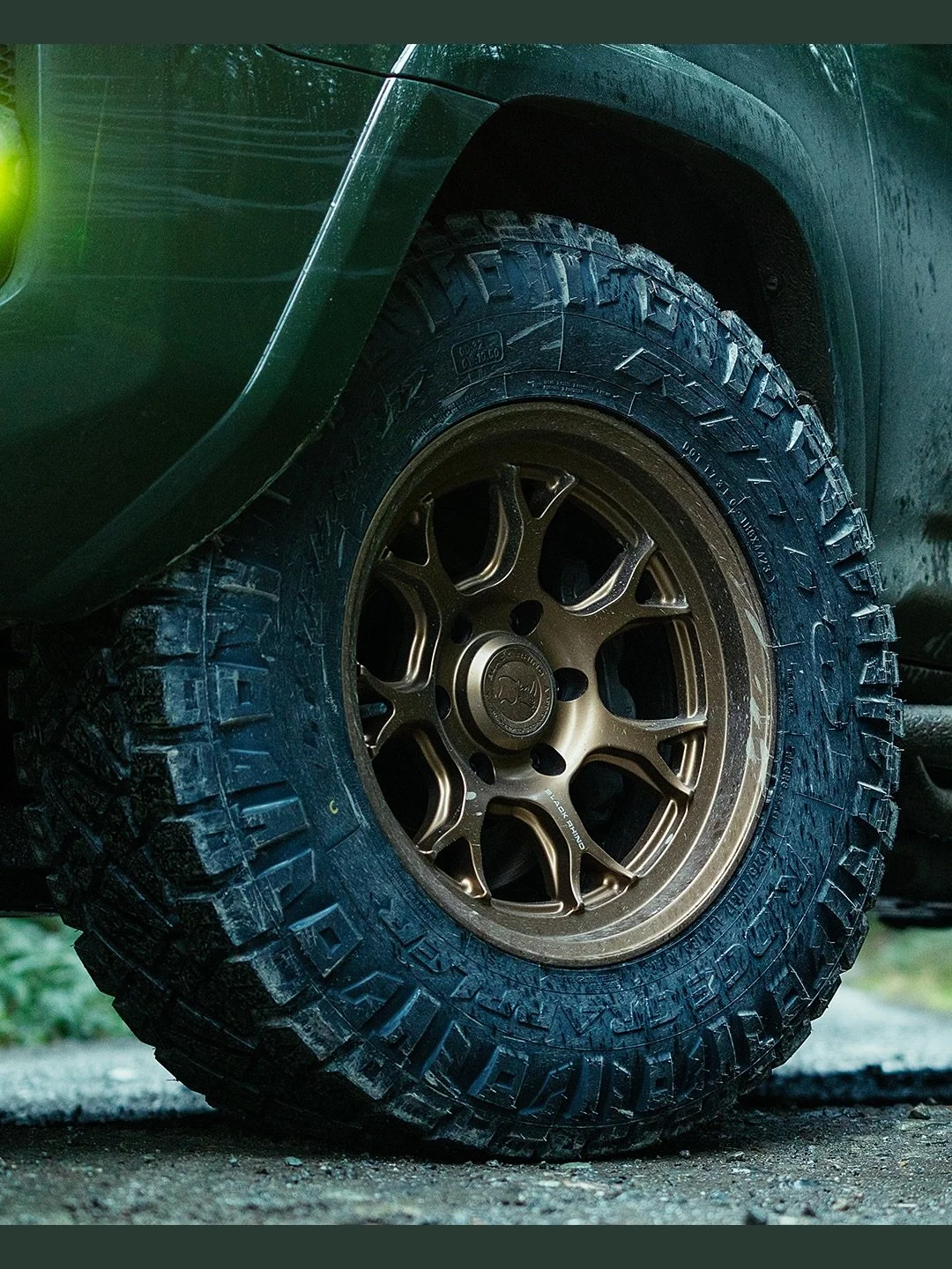 2020 Toyota 4Runner for @blackrhinowheels 

Built with capability in mind, the 4Runner&rsquo;s body-on-frame design and proven drivetrain make it a natural platform for off-road use. Finished with Black Rhino Etosha wheels in Matte Bronze, the setup 