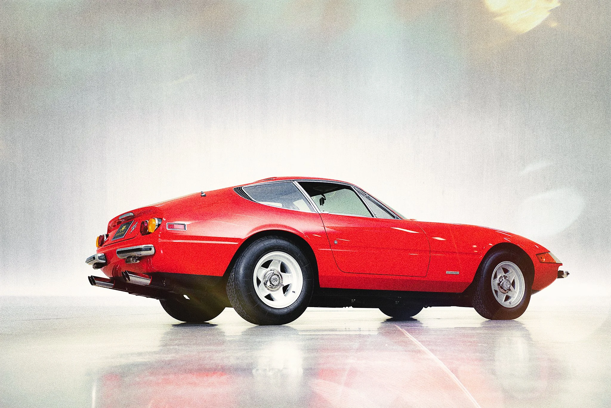 1971 Ferrari 365 GTB/4 Daytona | RM Sotheby's | Seattle Automotive Auction Photography | Josh Mackey | Mackeydesigns