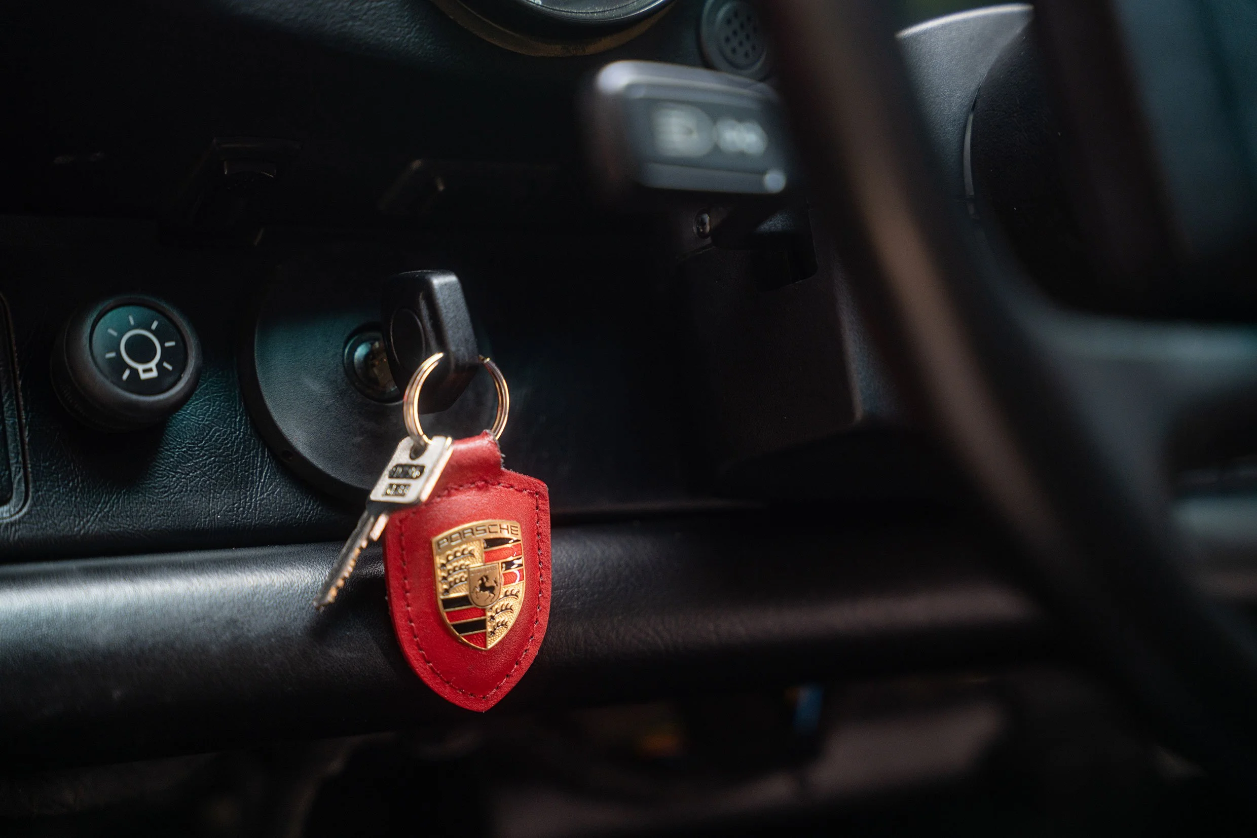 1989 Porsche 964 Carrera 4 911 | Bring a Trailer | Seattle Automotive Auction Photography | Josh Mackey | Mackeydesigns
