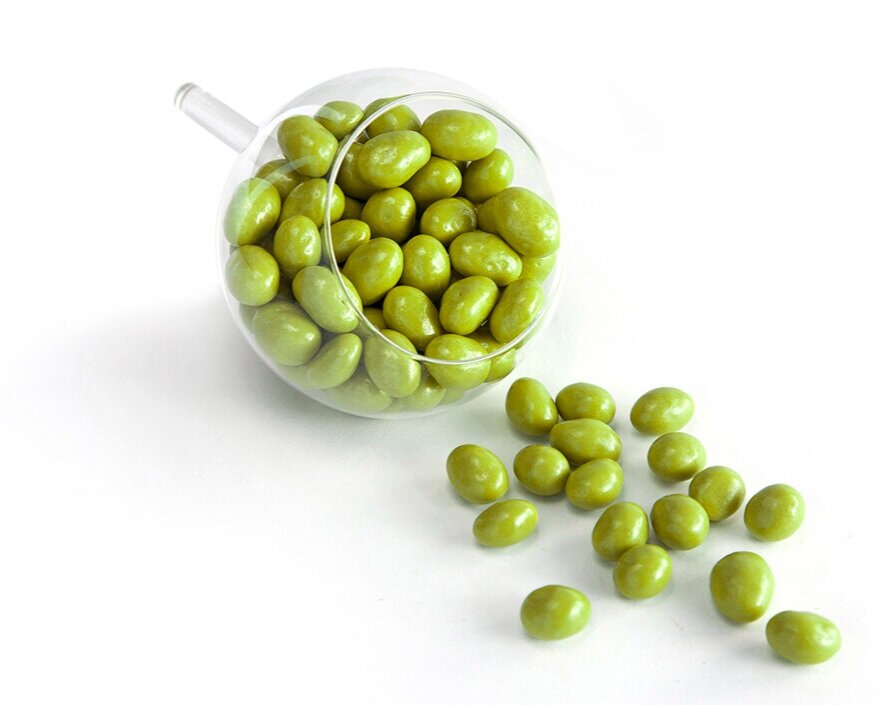 Pistachio+in+White+Chocolate+%28NEW%29.jpg