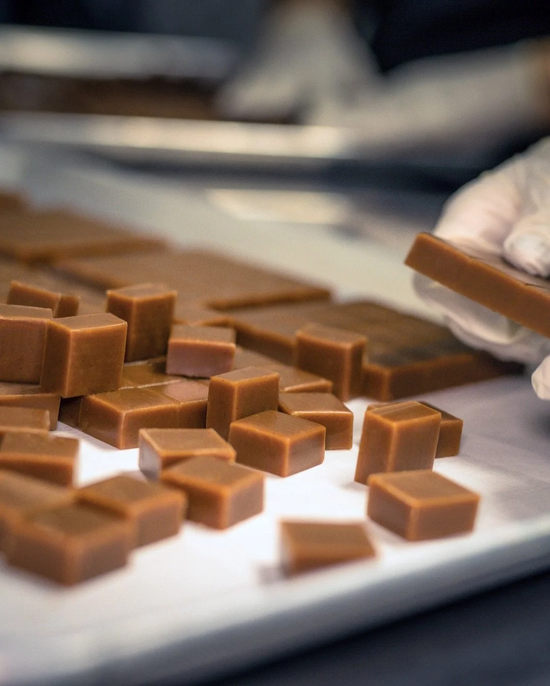 Not too sweet, never too salty-just right. Discover our signature Grey Sea Salt Caramel, available in-store and with nationwide shipping. 

#jeanmarieauboine #jeanmarieauboinechocolatier #jeanmarieauboinechocolates #lasvegas #chocolates #caramel #sea