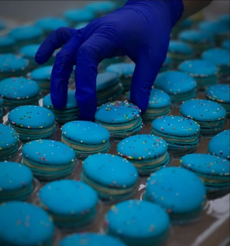 Birthday Cake French Macaron, one of our best sellers and favorites! #birthdaycake #frenchmacaron #dessert