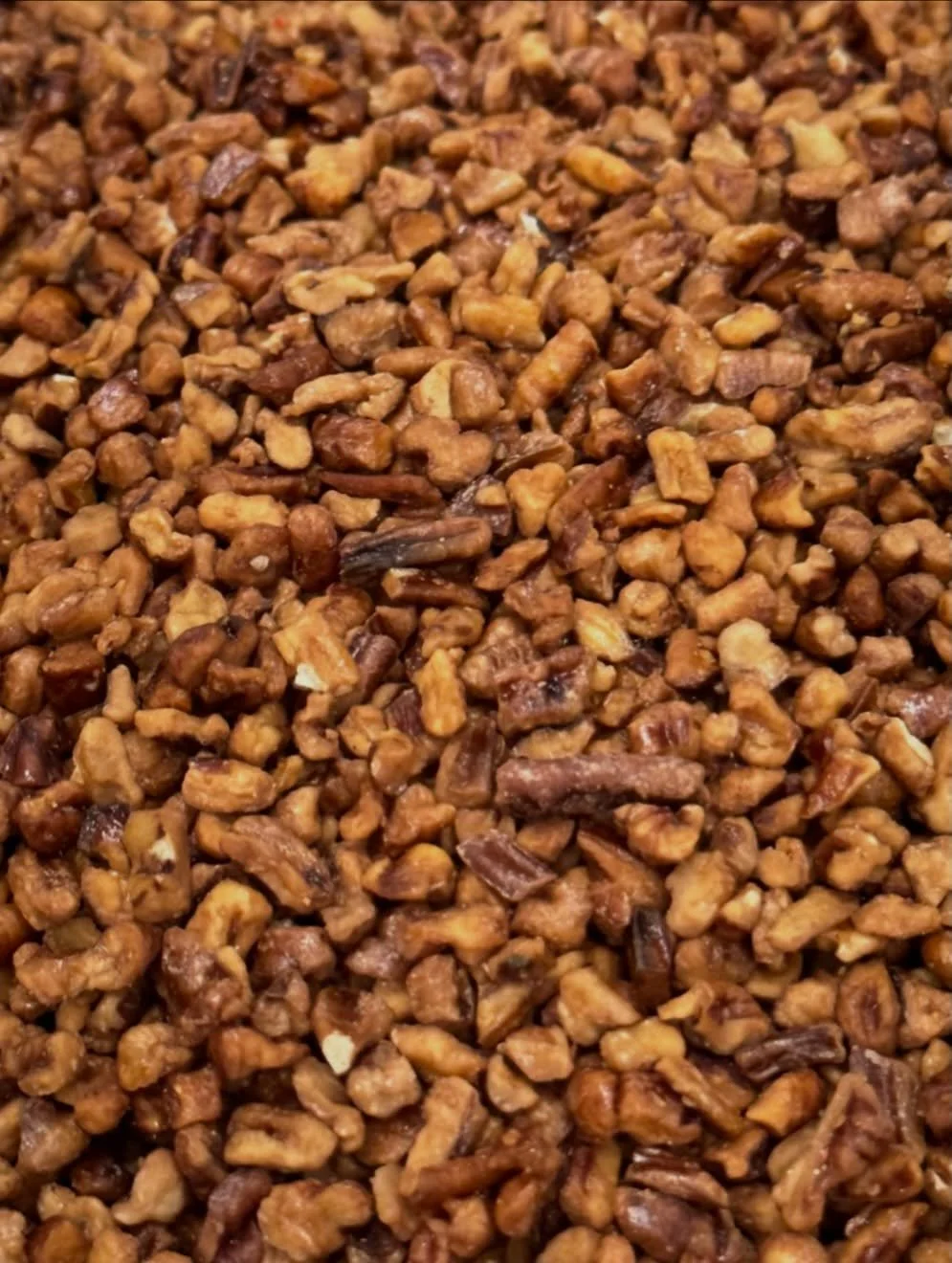Where do we use caramelized almonds? #almonds #caramel #chocolate