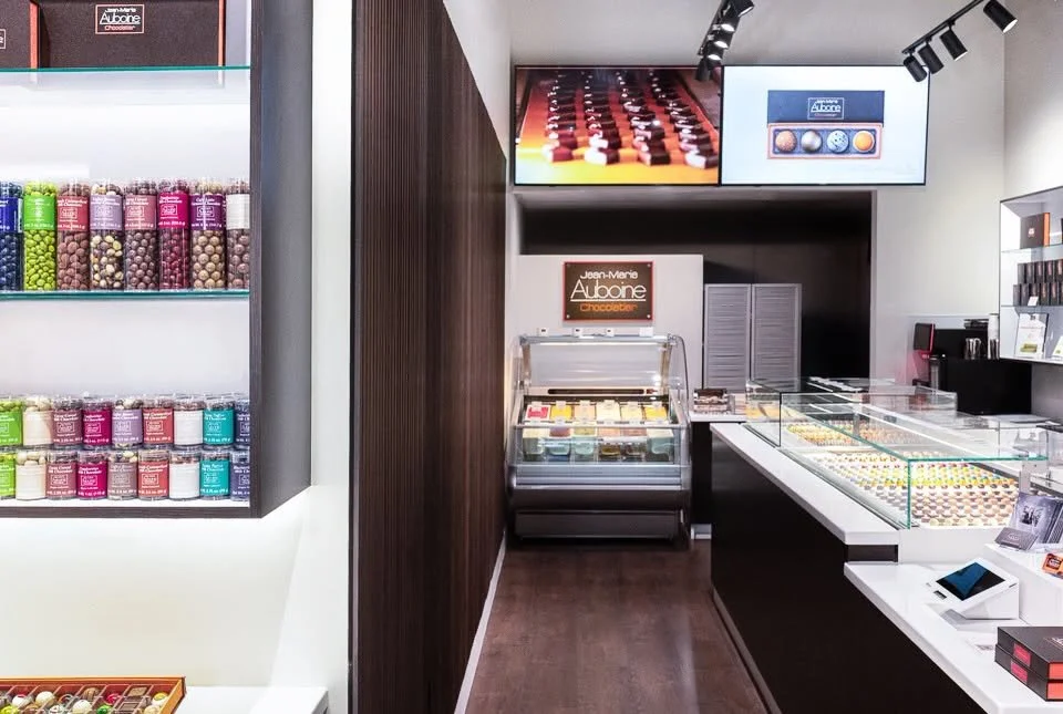 What gelato flavor are you trying today? #gelato #lasvegas #chocolate #chocolateshop