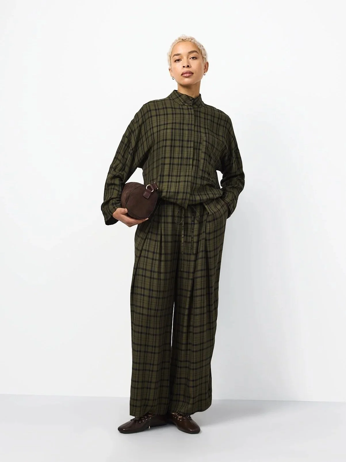tuc148523140-Dark+Green_R_Z002A.jpg