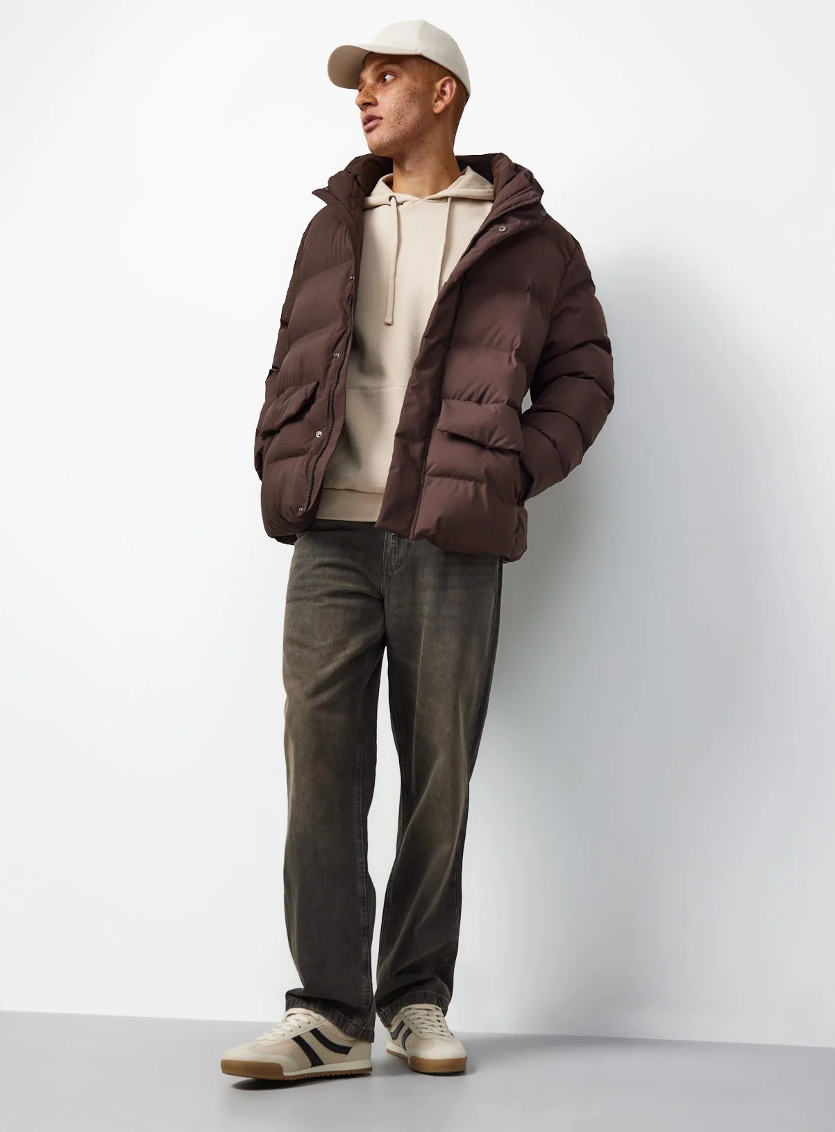 tuc147736565-Brown_R_Z002A.jpg