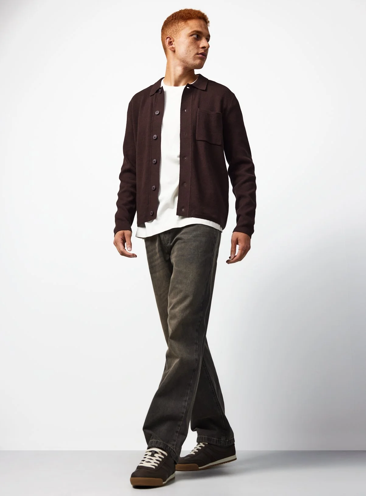 tuc147803431-Brown_R_Z002A.jpg