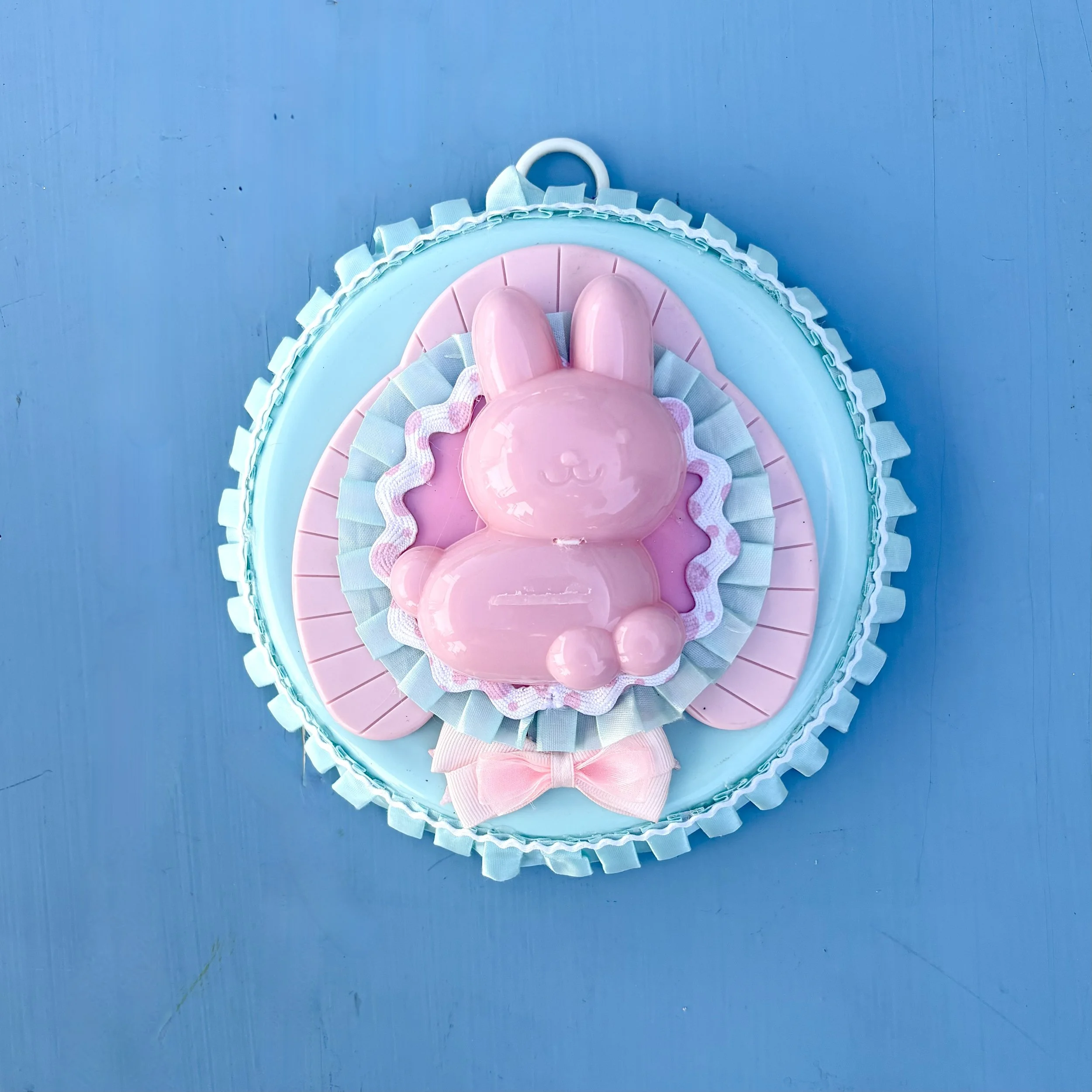 Pretty Bunny Plaque