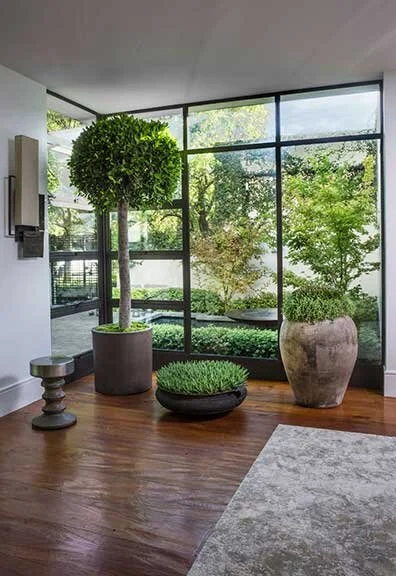 melinda-ritz-beverly-hills-main-entry-detail.jpg