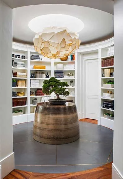 melinda-ritz-beverly-hills-bedroom-entry-rotunda.jpg