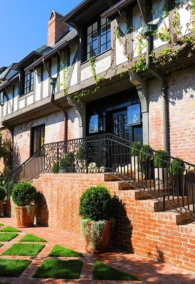 melinda-ritz-beverly-hills-tudor-front-entrance.jpg