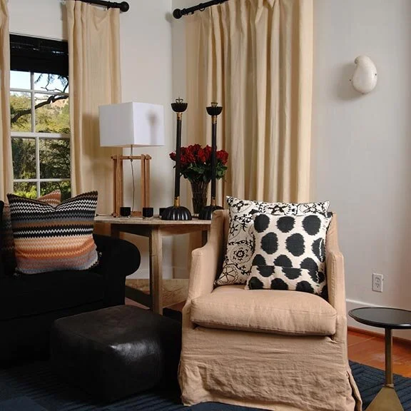 melinda-ritz-farnam-estate-sitting-area.jpg