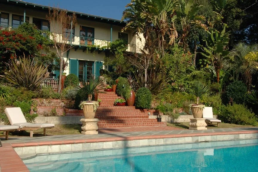 melinda-ritz-farnam-estate-house-back-pool01.jpg