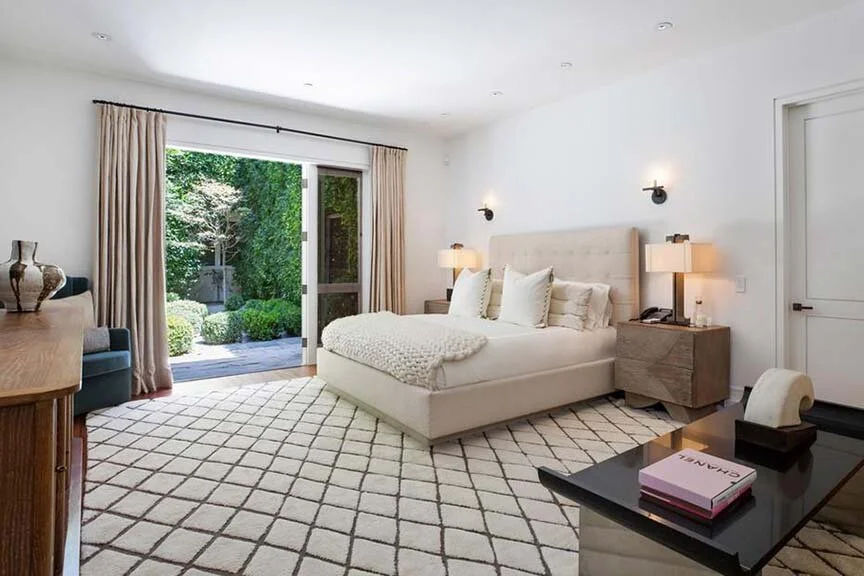 melinda-ritz-beverly-hills-guest-bedroom-01.jpg
