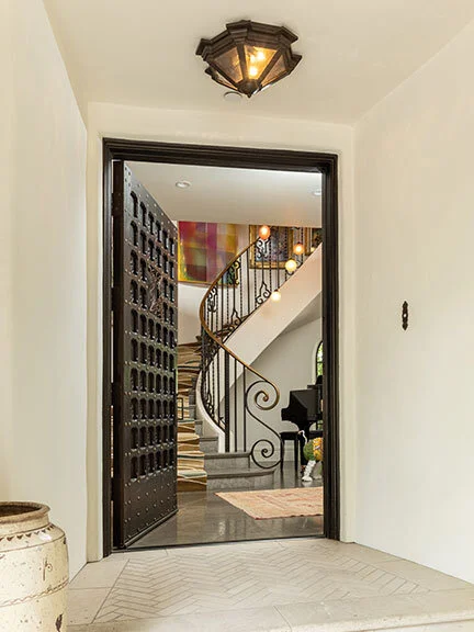 melinda-ritz-bevhills-spanish-berkus-home-front-door02.jpg