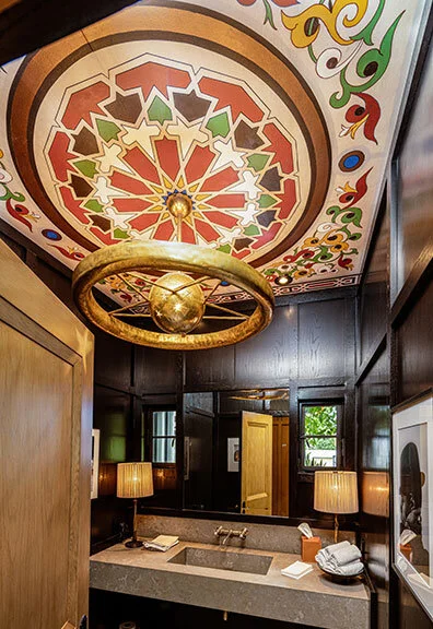 melinda-ritz-bevhills-spanish-berkus-home-foyer-bath.jpg