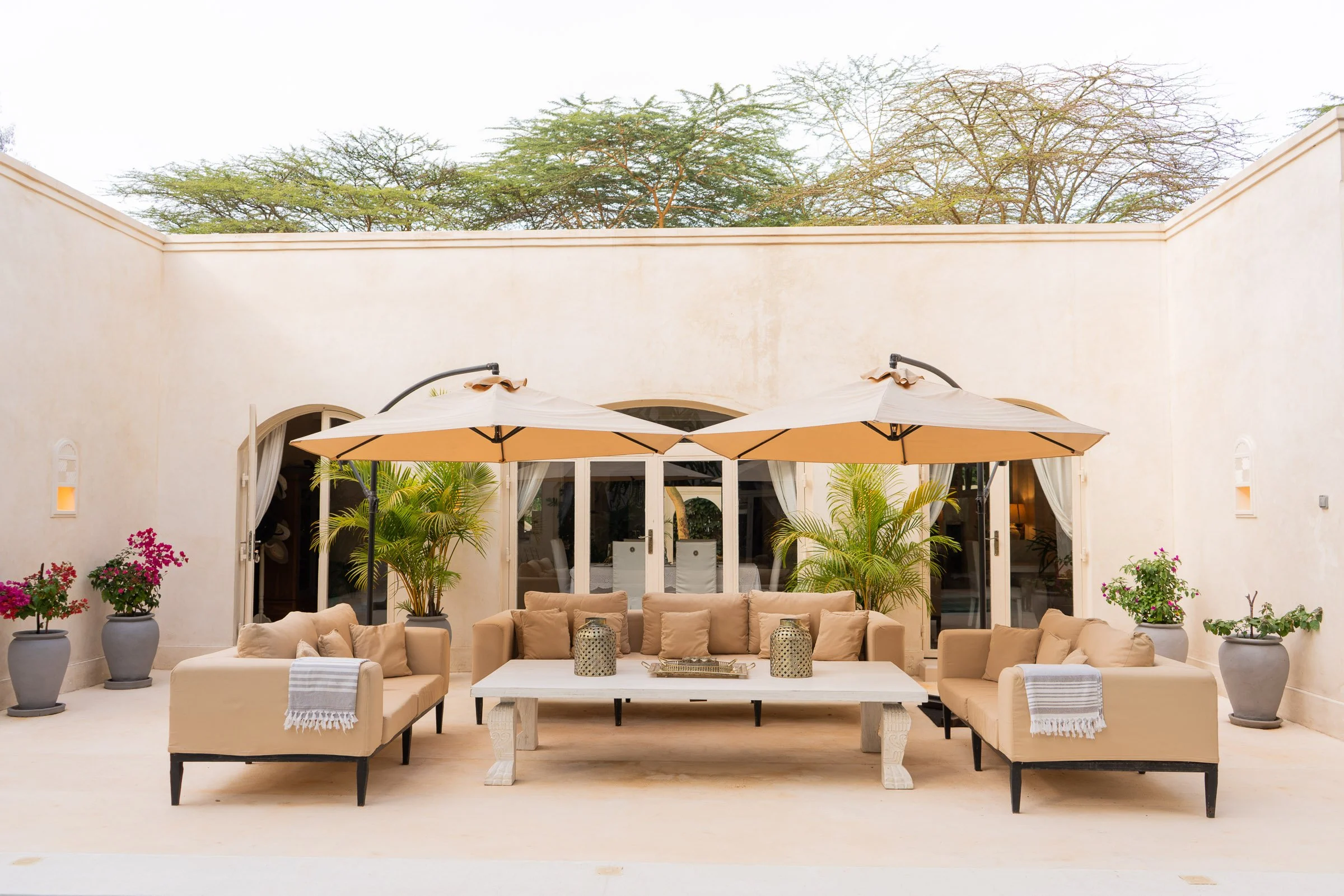 Manzili Pool Side 5.jpg