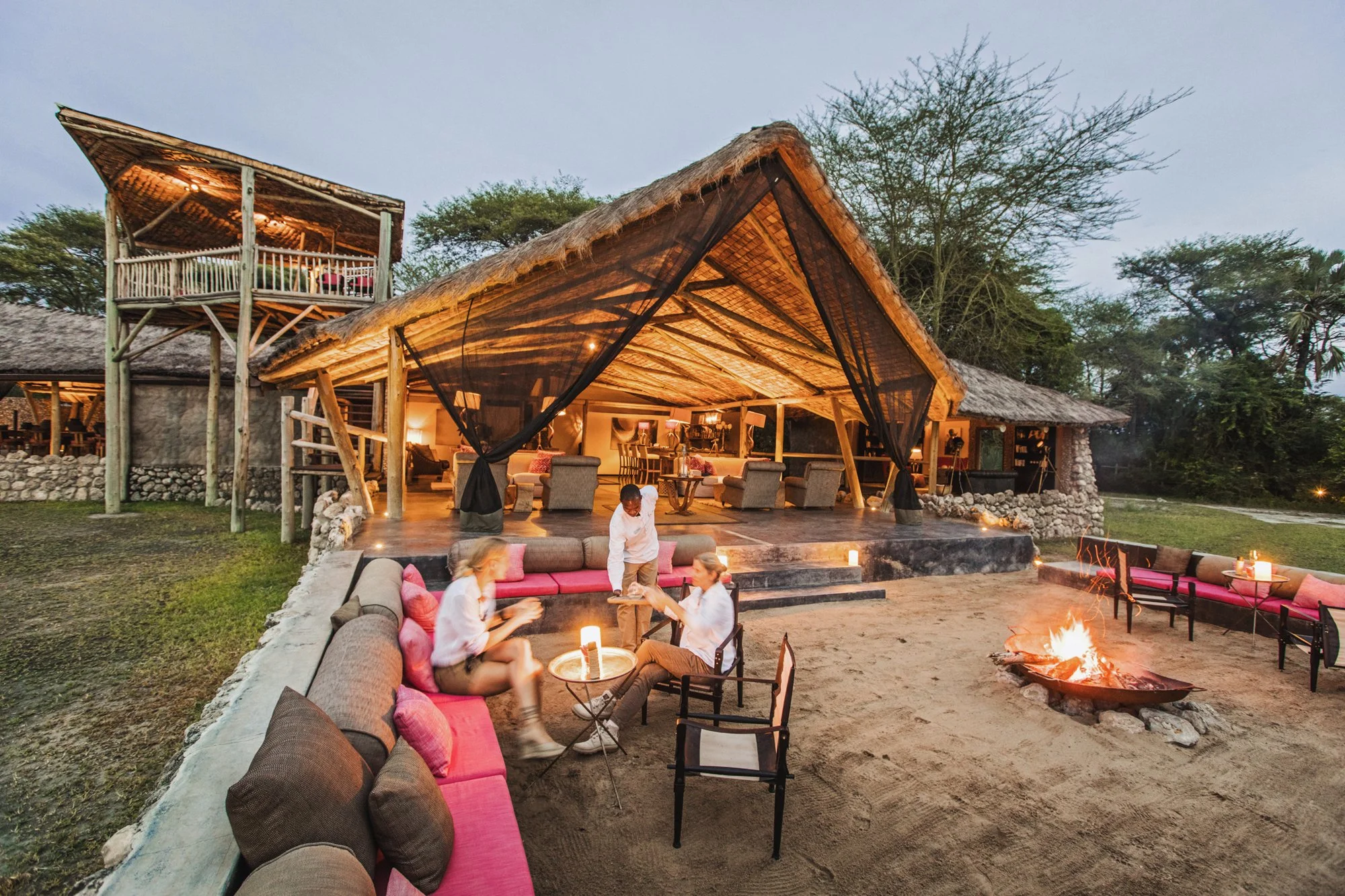 Chem-Chem-Lodge-Safari-Tanzania-Accommodation-Evening-Main-Area-Fire-Place.jpg