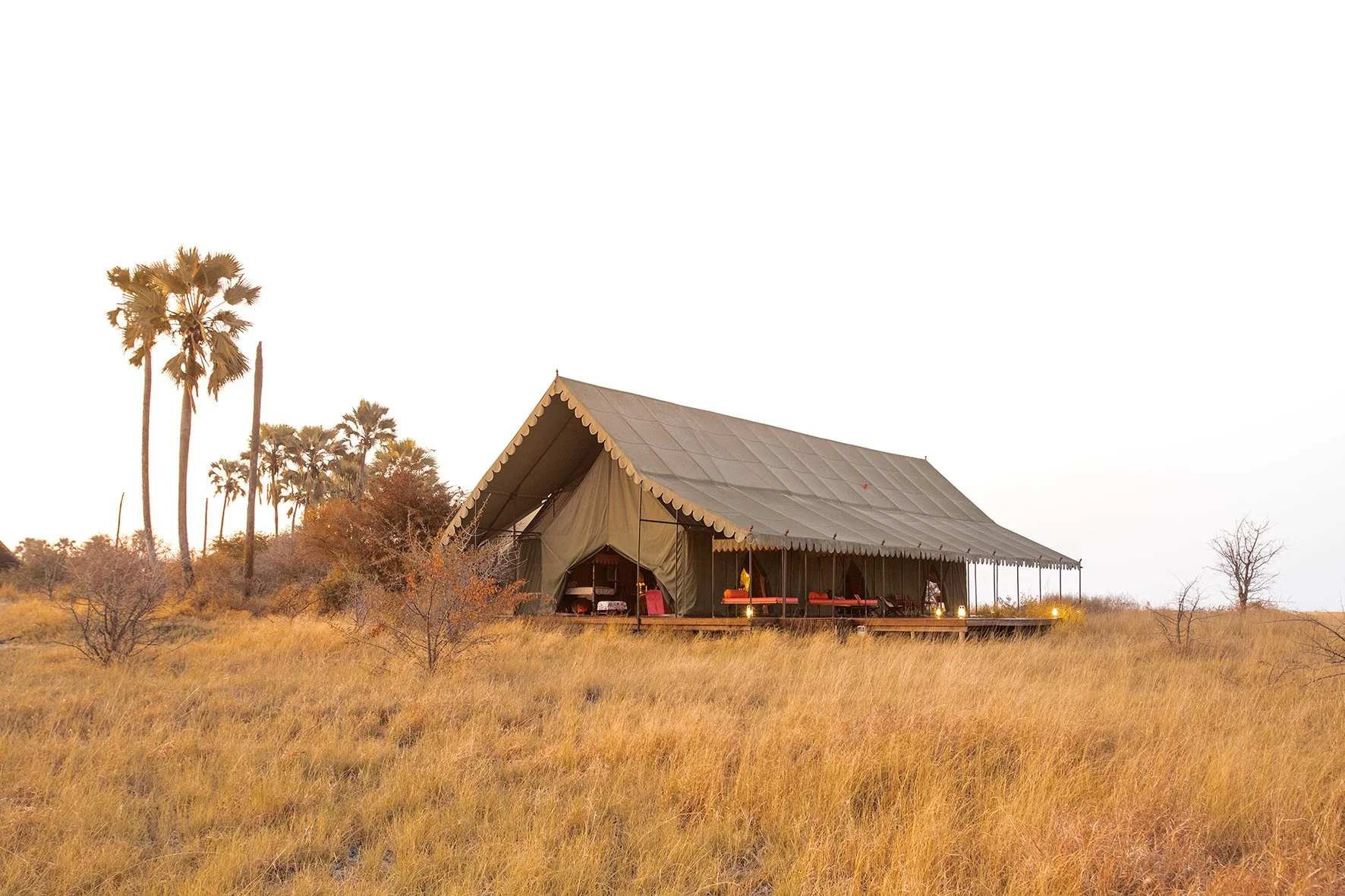 03 Jack's Camp - Guest tent exterior.jpg