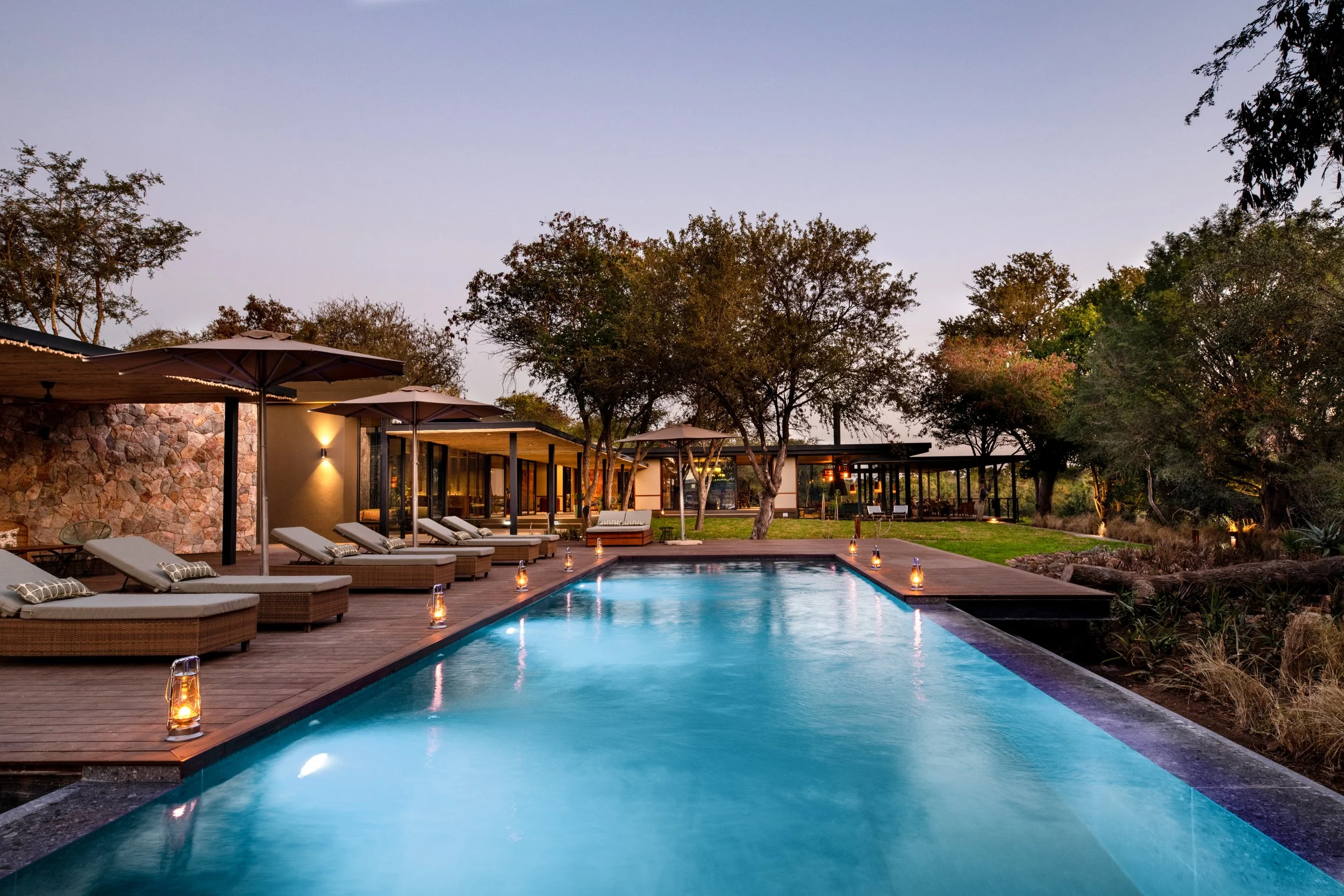 tanda tula living spaces_pool2.jpg