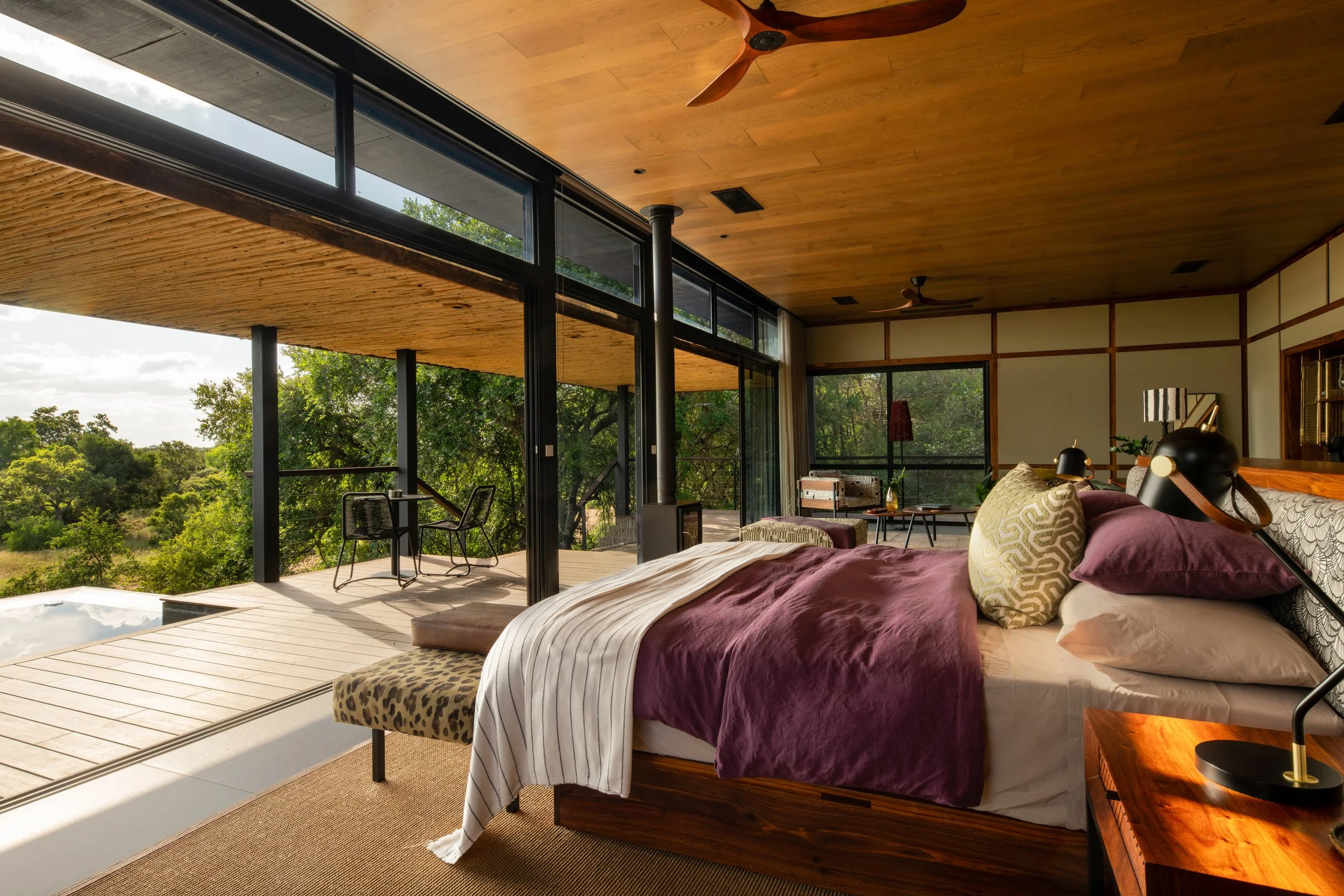 tanda tula_safari suites_bedroom_2.jpg