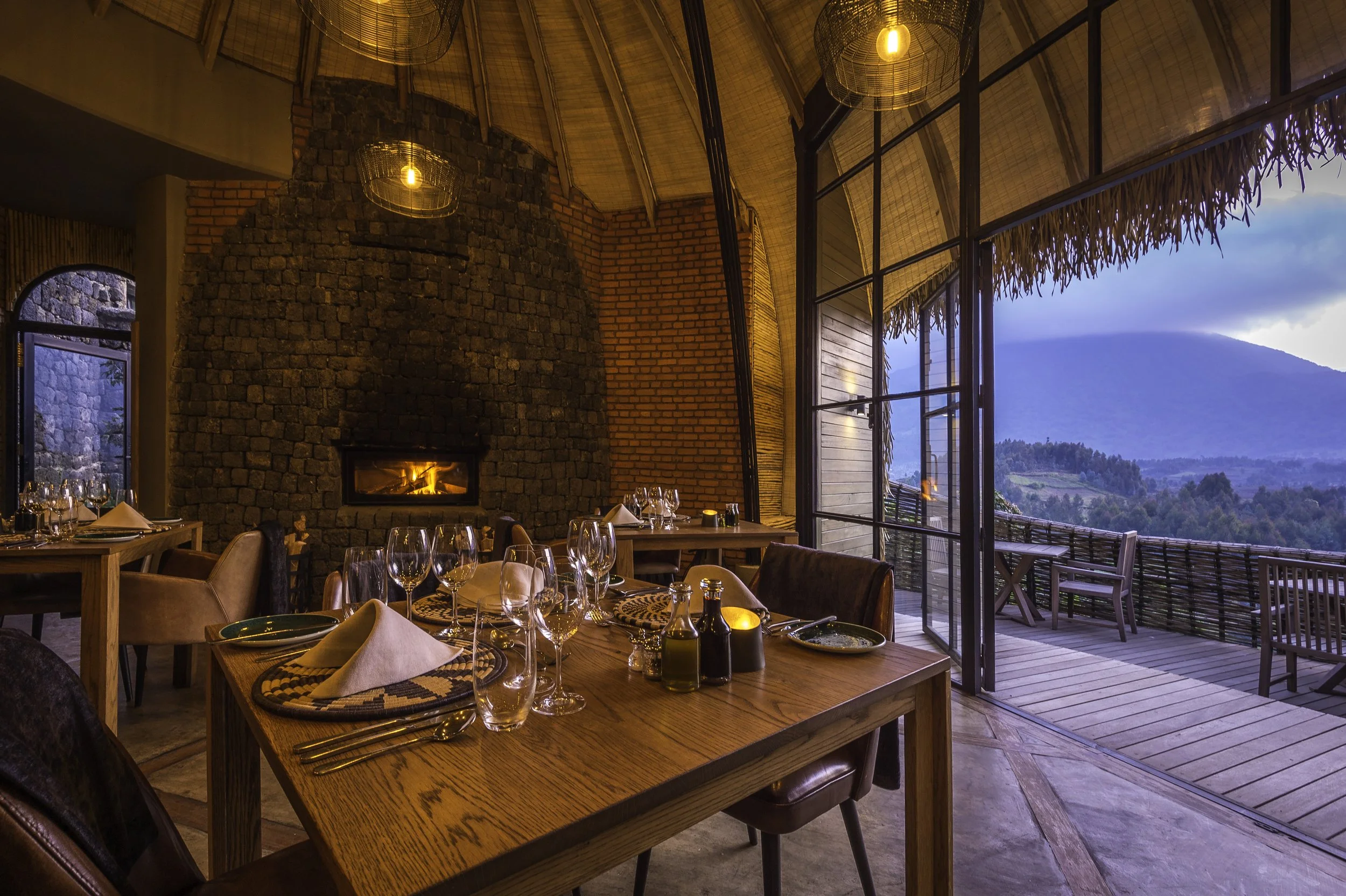 Bisate lodge dining.jpg