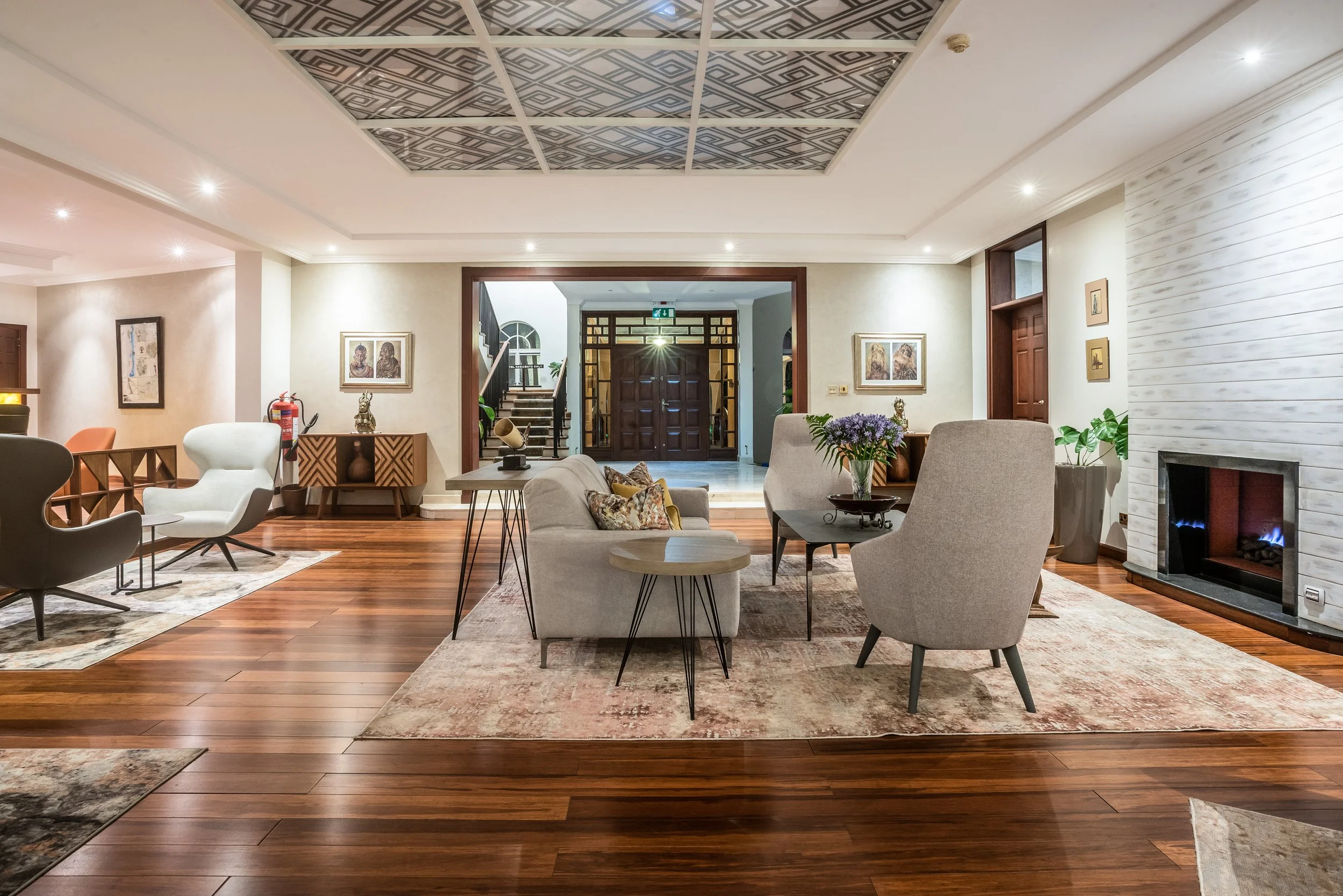 Lounge from the garden.jpg