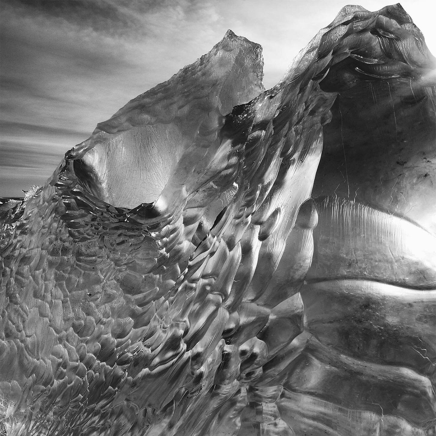 Glacier Melt⁠⁠
⁠⁠
#ice #meltingice #circle_of_ice #black_beach #glisteningice #frozen ice #icemelt #icecrystals #jokulsrlon #glacier #glaciermelt #icelagoon #iceland #monochromatic #fineartphotographer #abstractphotography #fujifilm#X-T3⁠⁠