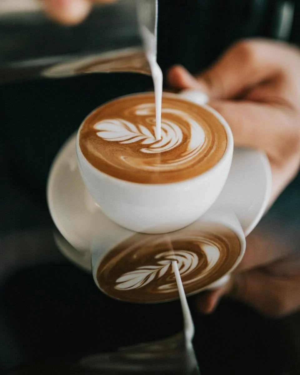 Sundays are for smooth, slow pours 🤤☕️ 

#coffee #coffeeculture #local #smallbusiness #locallyroasted #locallyroastedcoffee #coffeeroaster #bend #bendoregon #oregon #pnw #supportsmallbusiness #supportlocalbusiness #shoplocal #coffeecommunity