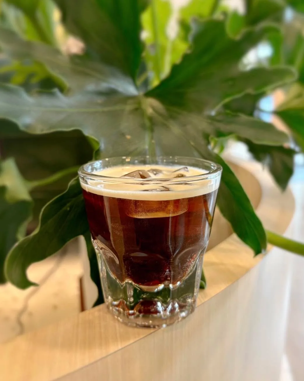 A nitro above the rest, with smooth notes of chocolate and creamsicle served perfectly straight up! 

#coffee #coffeeculture #local #smallbusiness #locallyroasted #locallyroastedcoffee #coffeeroaster #bend #bendoregon #oregon #pnw #supportsmallbusine