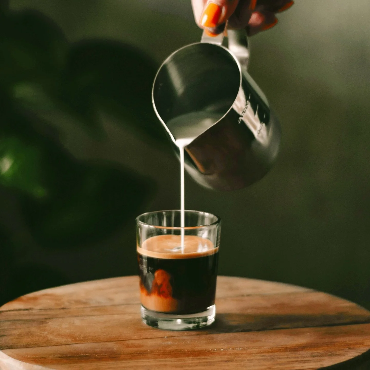 A slow, rich and creamy pour. The Mega way to enjoy a Sunday ☕️🤌

#coffee #coffeeculture #local #smallbusiness #locallyroasted locallyroastedcoffee coffeeroaster bend bendoregon oregon pnw supportsmallbusiness supportlocalbusiness shoplocal coffeeco