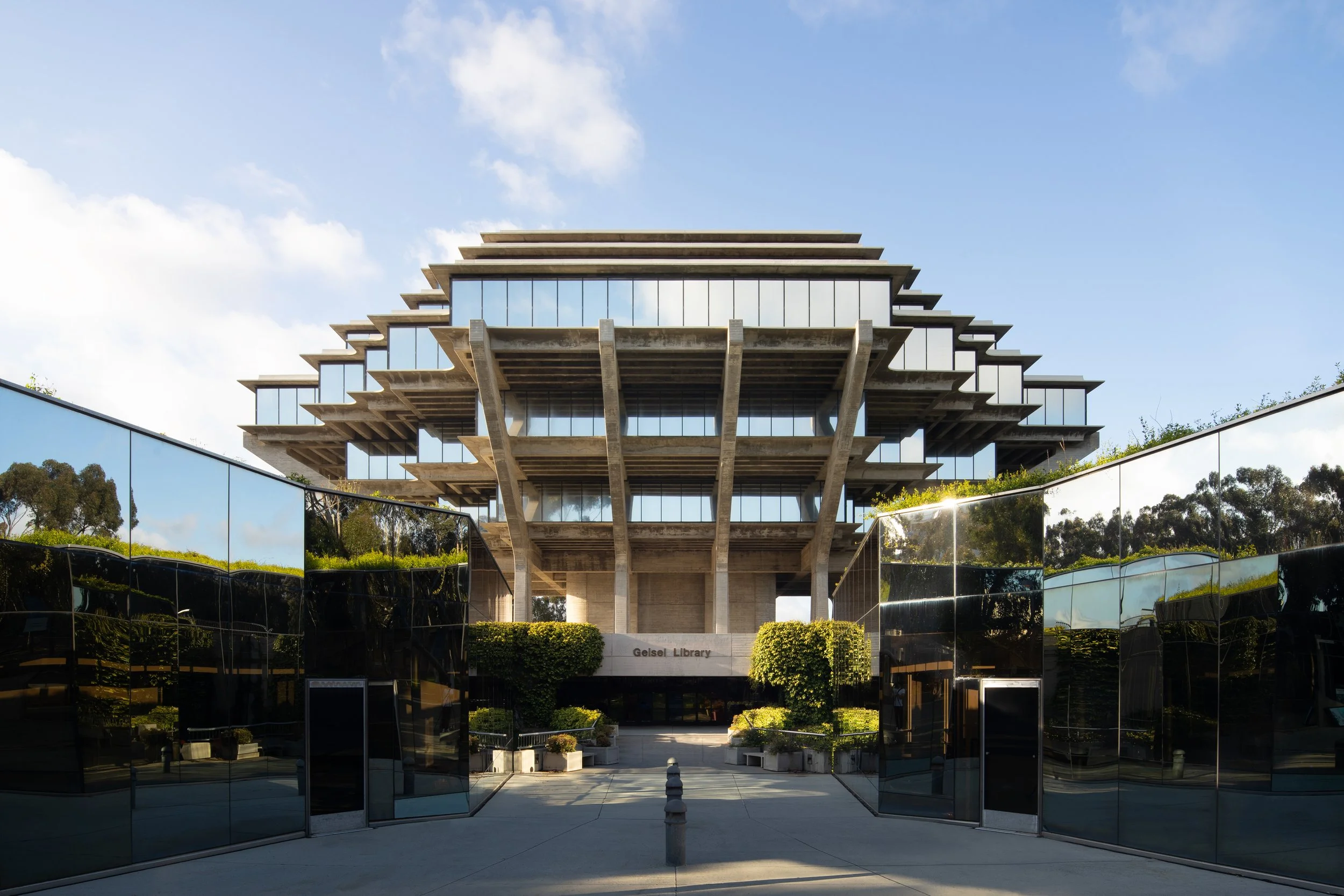geisel-library-entrance.jpg