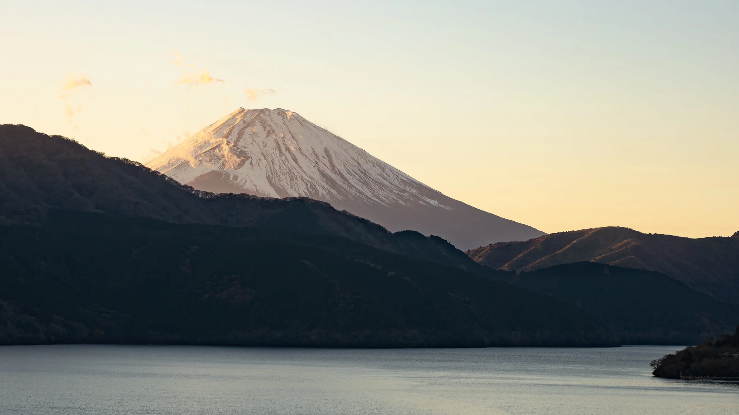 fuji-san-close.jpg