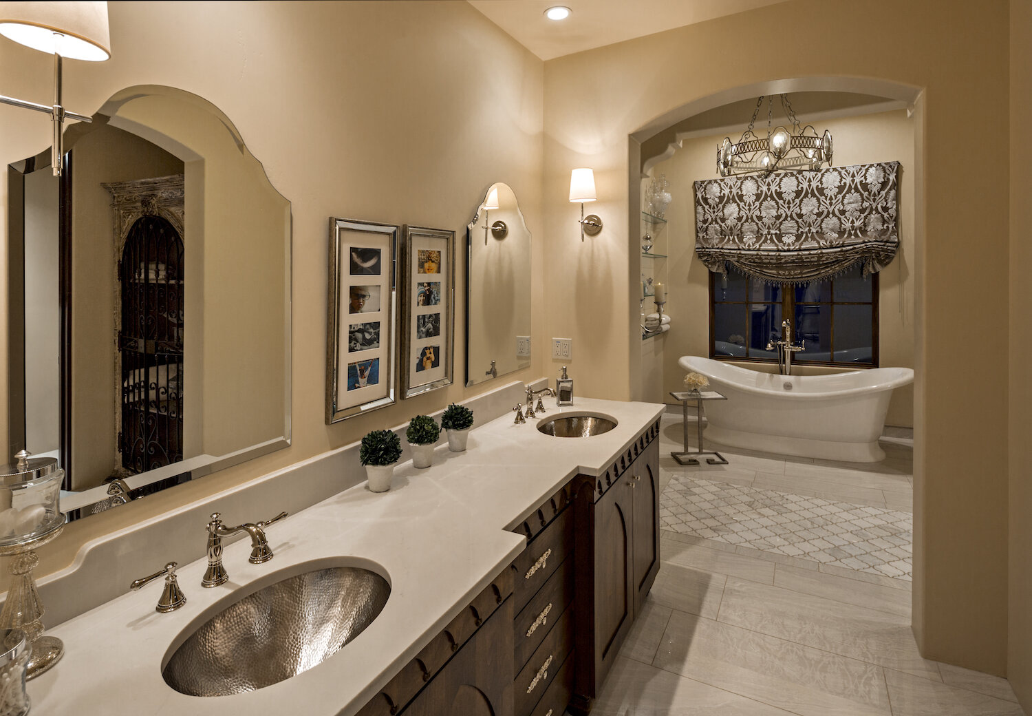 Pinnacle Peak Ranch_bathroom 4.jpg