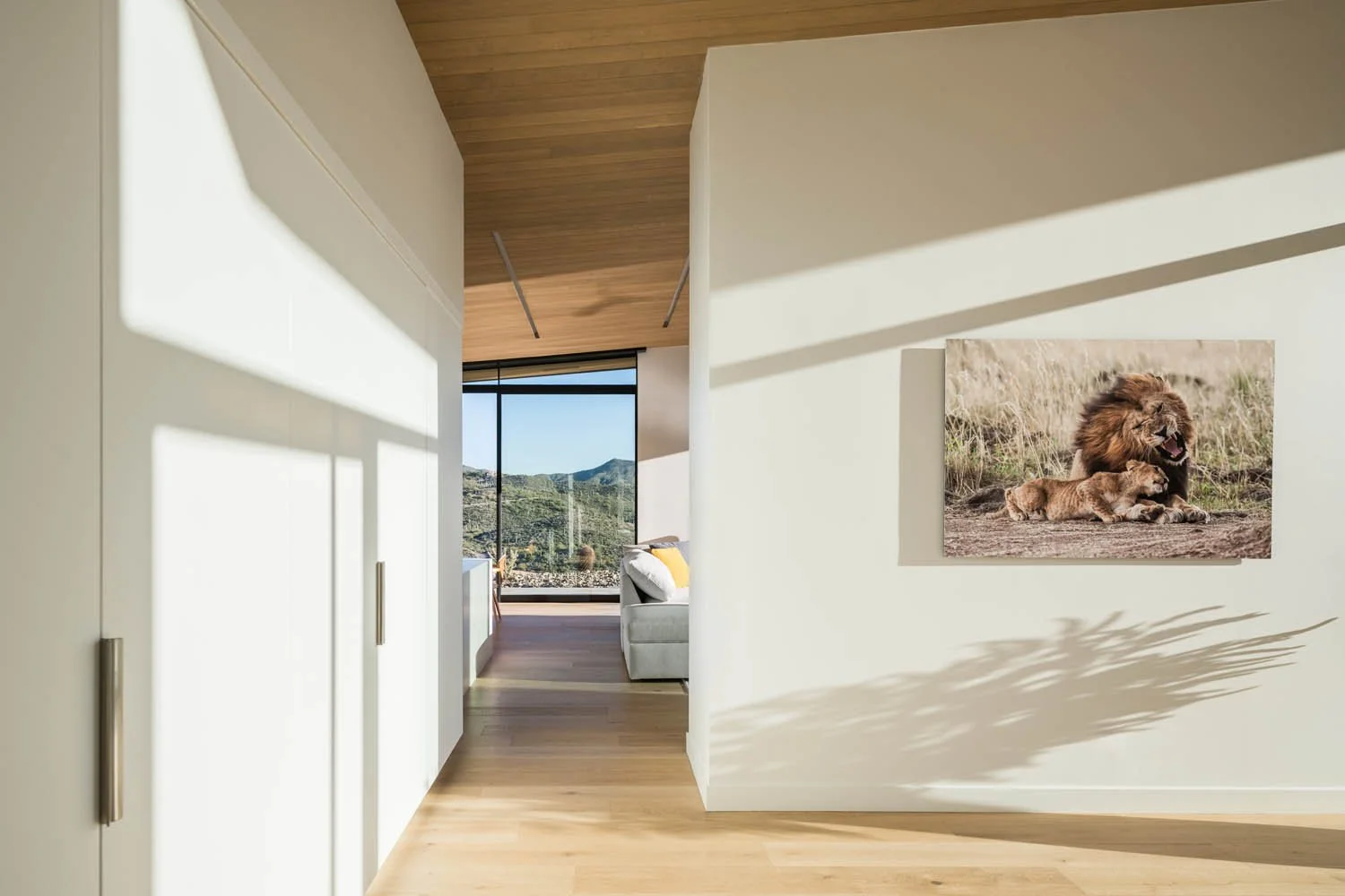 Modern Hillside Retreat Full Circle Customs  (10).jpg