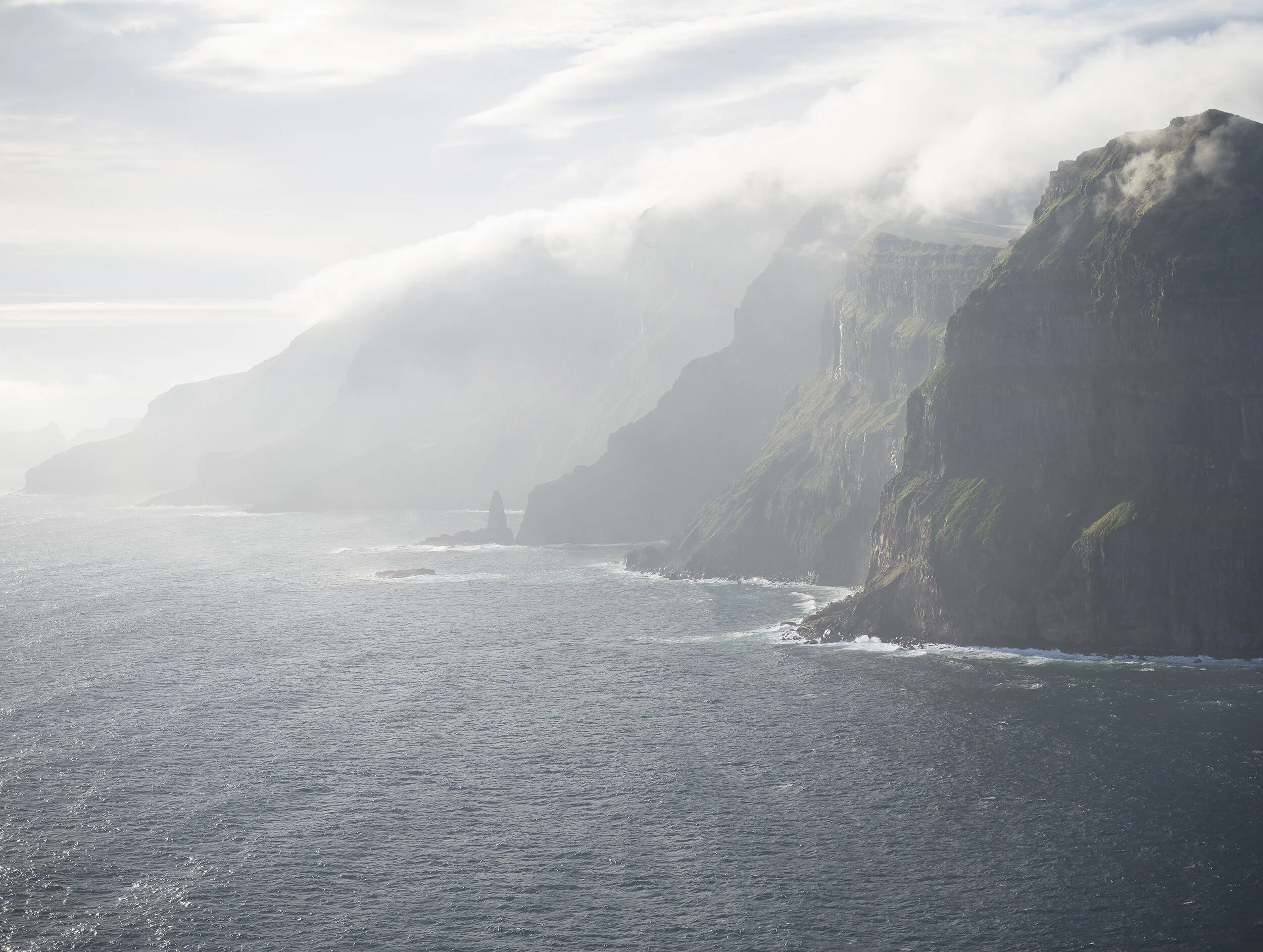 Faroe_cliffs_65x49 copy.jpg