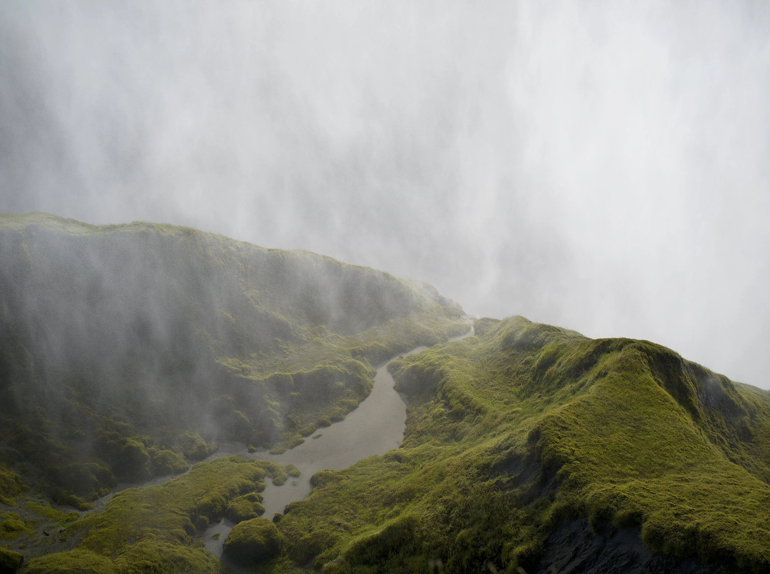 Iceland_mist_waterfall_1a.jpg