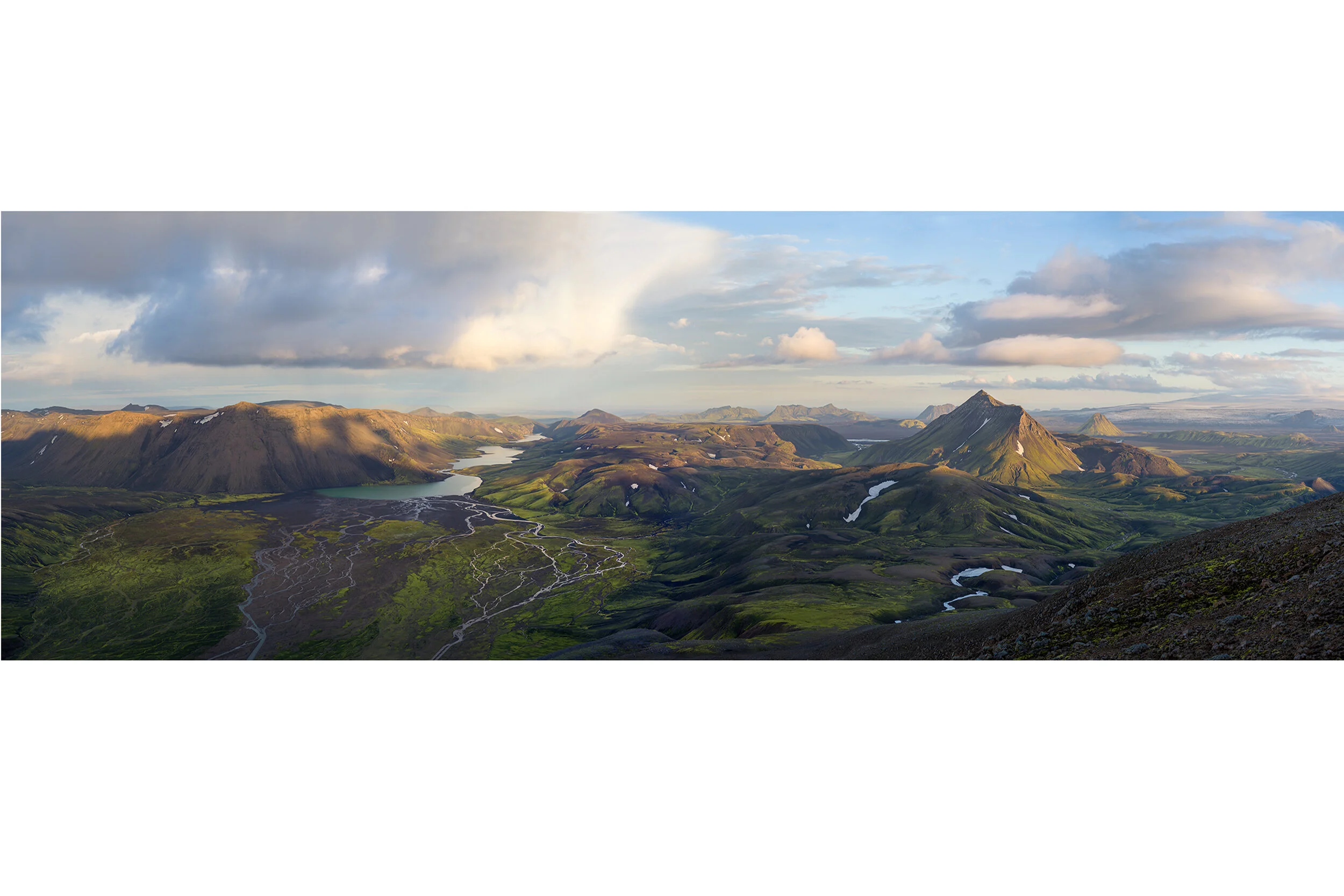 Iceland_Landmannalaugar_panorama _123x35.jpg