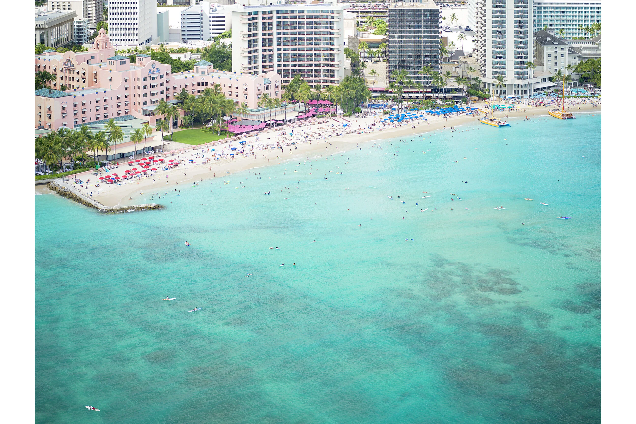 Waikiki_beach_1b.jpg