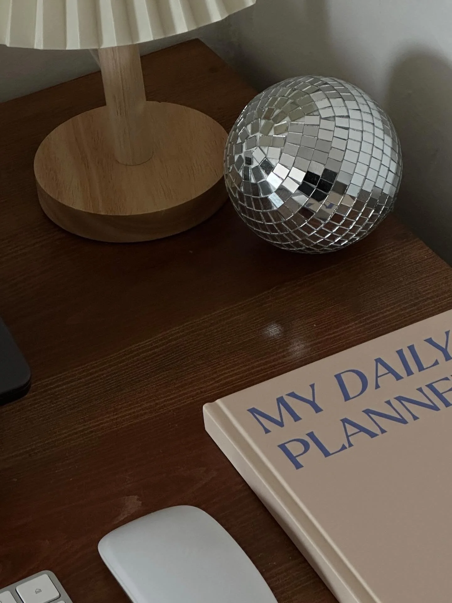 What does your daily planner look like?

Color-coded and organized?
A mile-long to-do list?
Or a little chaotic but somehow it works?

No judgment here.
Just curious.

💬 Tell me your planner style in one word.