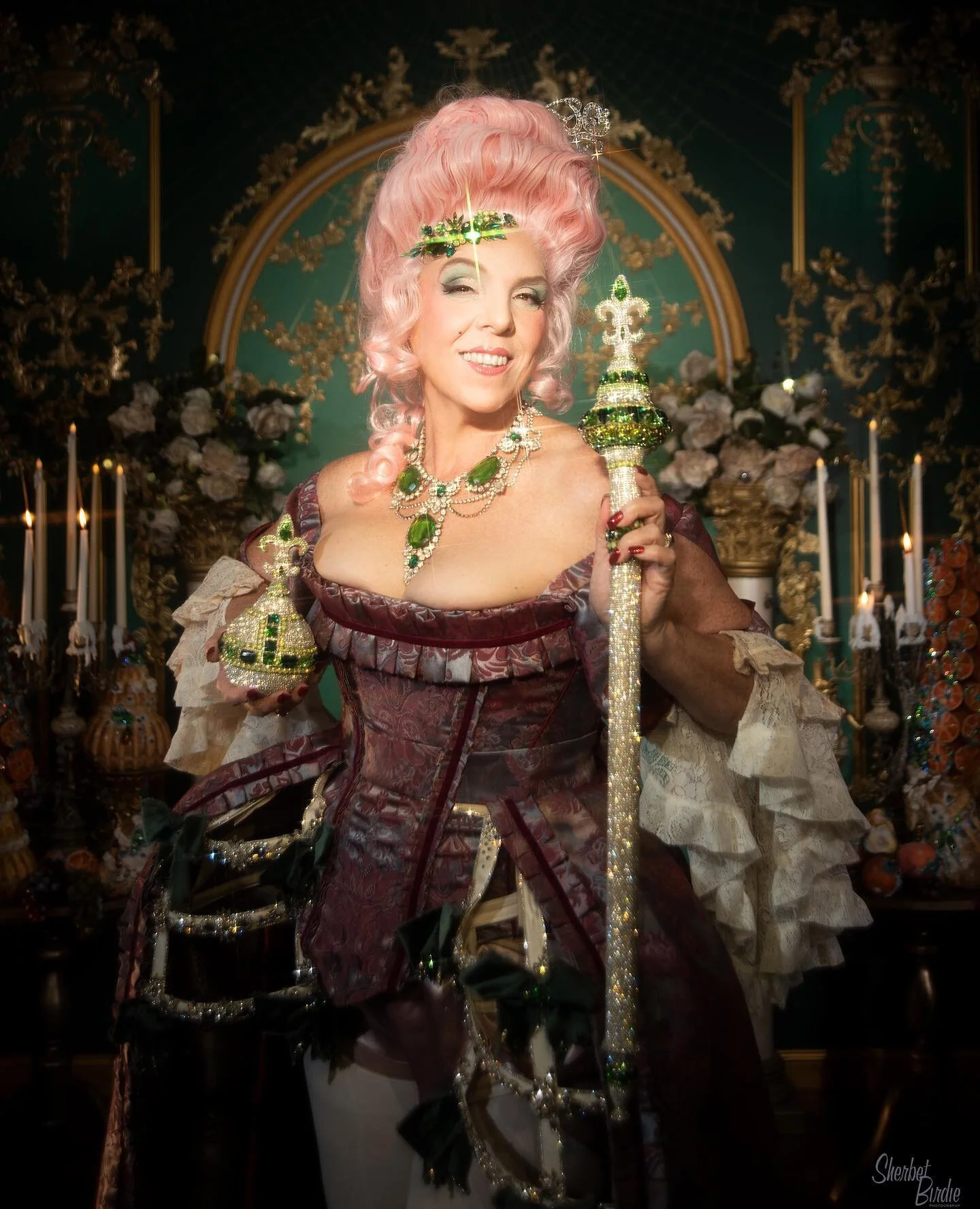 FINALLY WE SHOT WITH @ladydioramour and it was as extra and fabulous as we all dreamed. In fact, it was SO MUCH MORE! Thank you Lady Dior we a-dior you! Wig and MU @diannemurphymua | Post production @mua_marija 
Makeup & wigs: @diannemurphymua