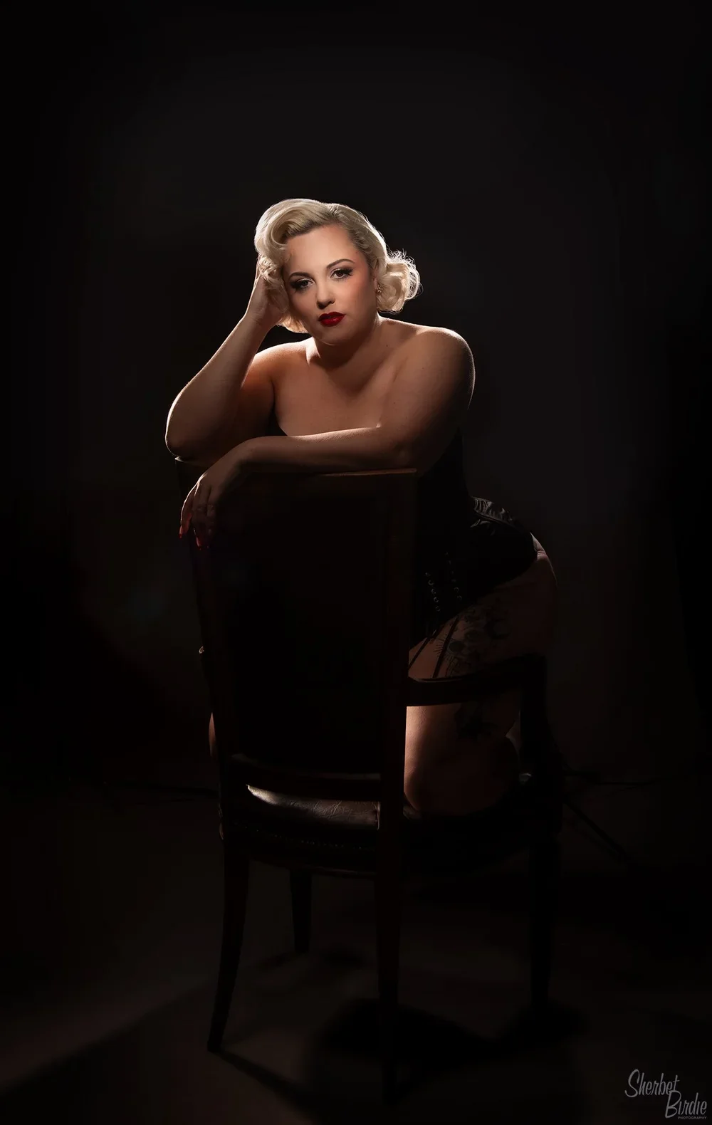 sherbet-birdie-classic-photoshoot-marlene-dietrich-sydney-4.webp