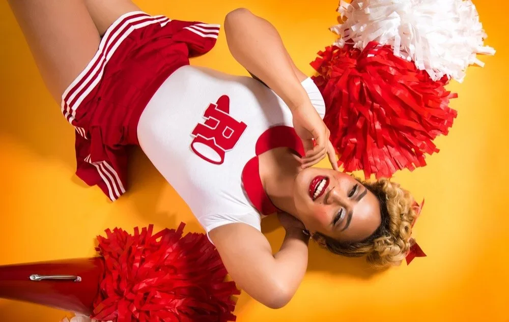 sherbet-birdie-pinup-athletic-photoshoot-1950s-cheerleading-photoshoot-grease-rydel-high-.webp