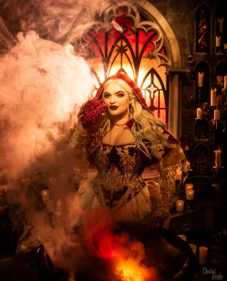 sherbet-birdie-photoshoot-victorian-witchs-vampires-goth-photos-moody-photography-church-sydney-32.webp